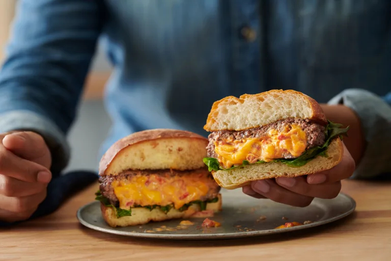Pimento Juicy Lucy Turkey Burger 