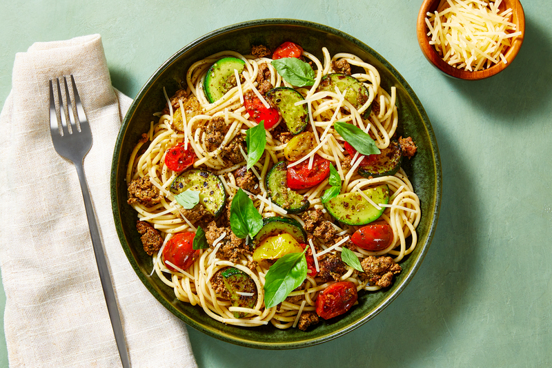 Pâtes au émincé protéiné à base de plantes au pesto