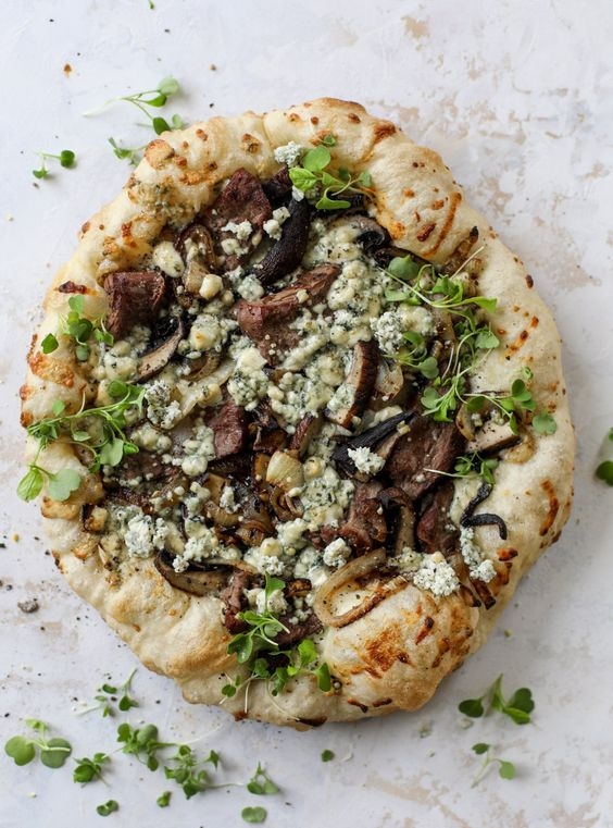 Steakhouse-Inspired Pizza