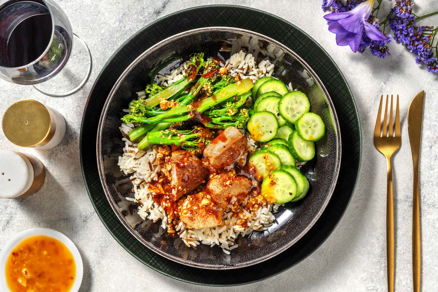 Babi Pangang! Schweinemedaillons & Brokkolini