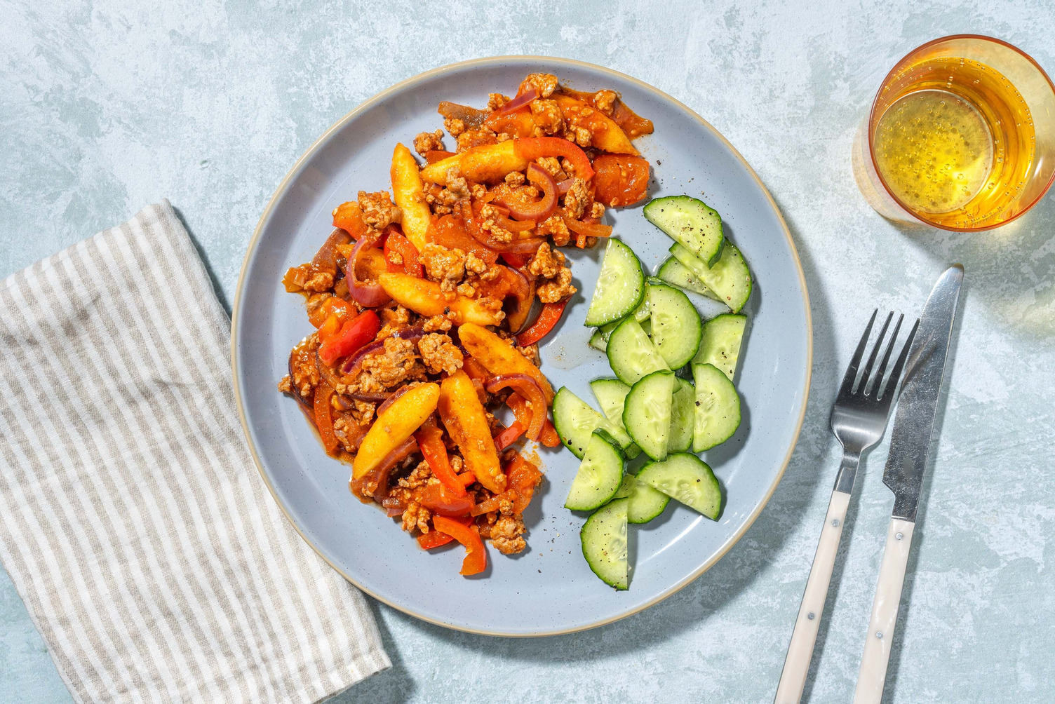 Bärenhunger auf Oma's Schupfnudeln mit Hack