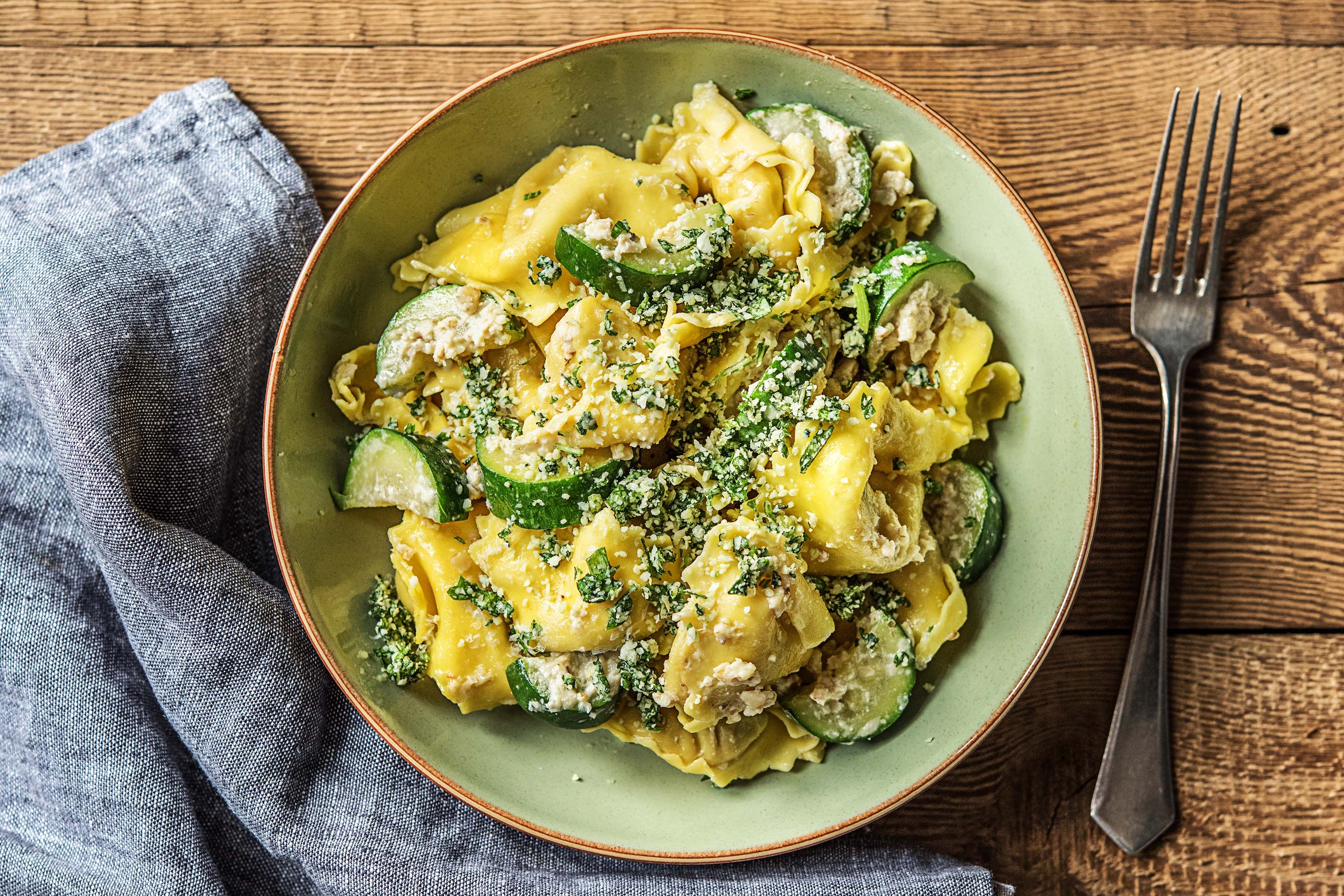 Frische Basilikum-Agnolotti