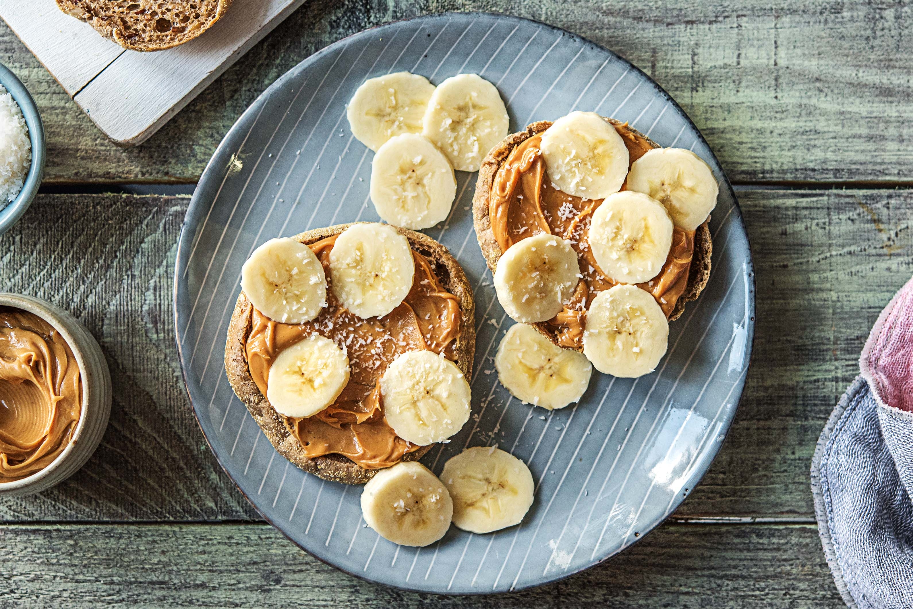 Beschuitje pindakaas-banaan