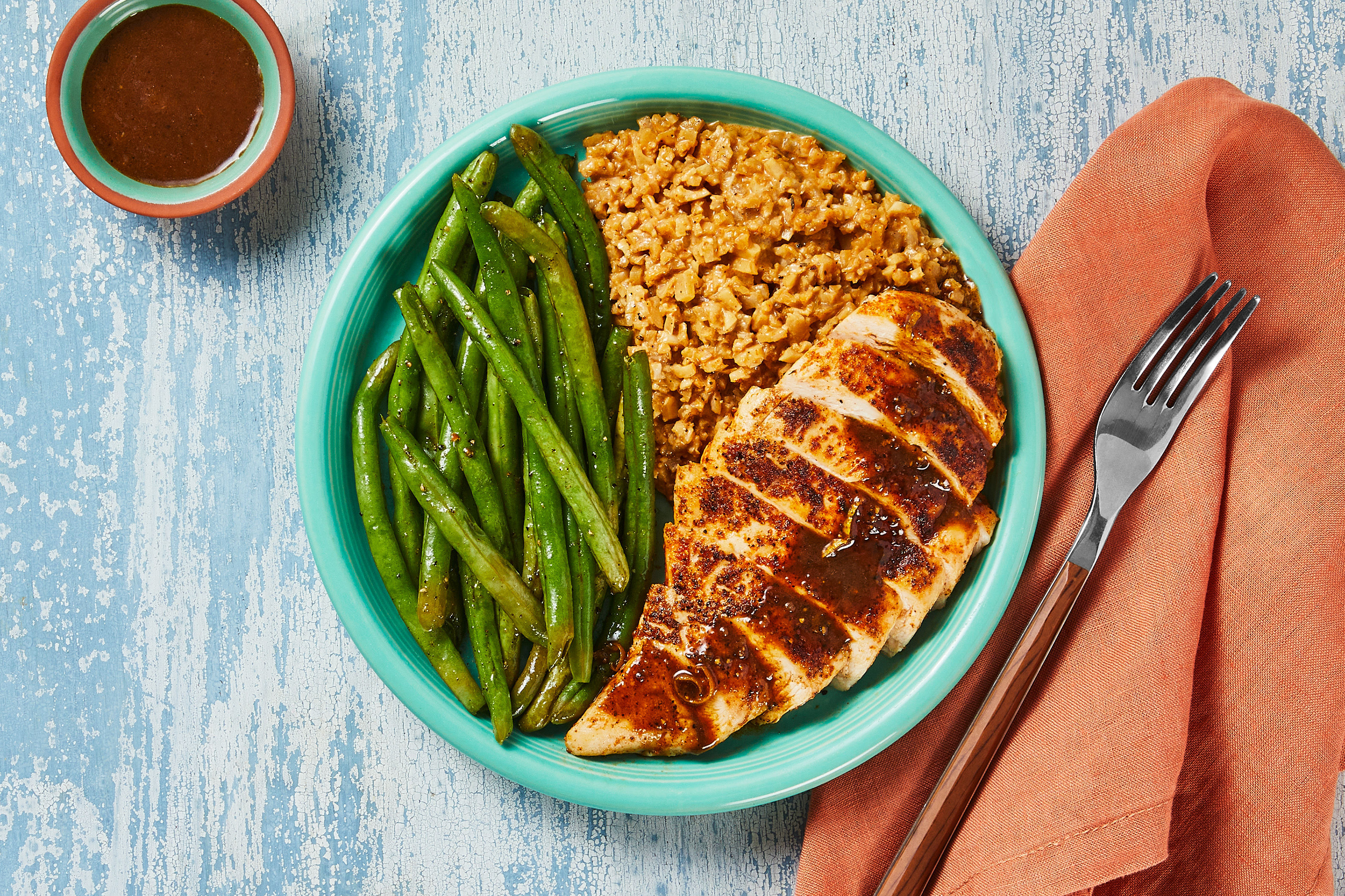 Blackened Chicken & Cauliflower Grits