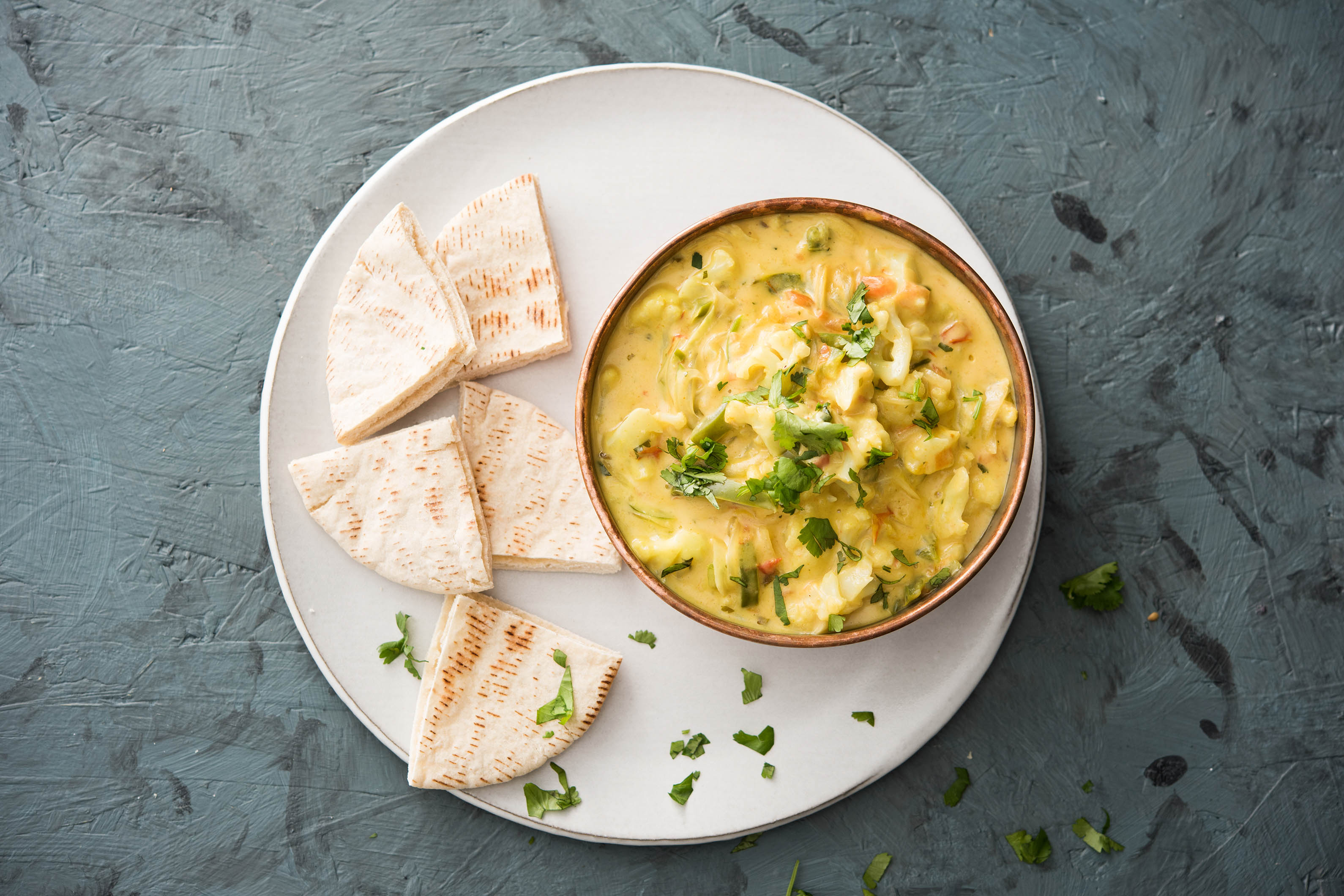 Würziger Blumenkohl-Eintopf mit Kokosmilch