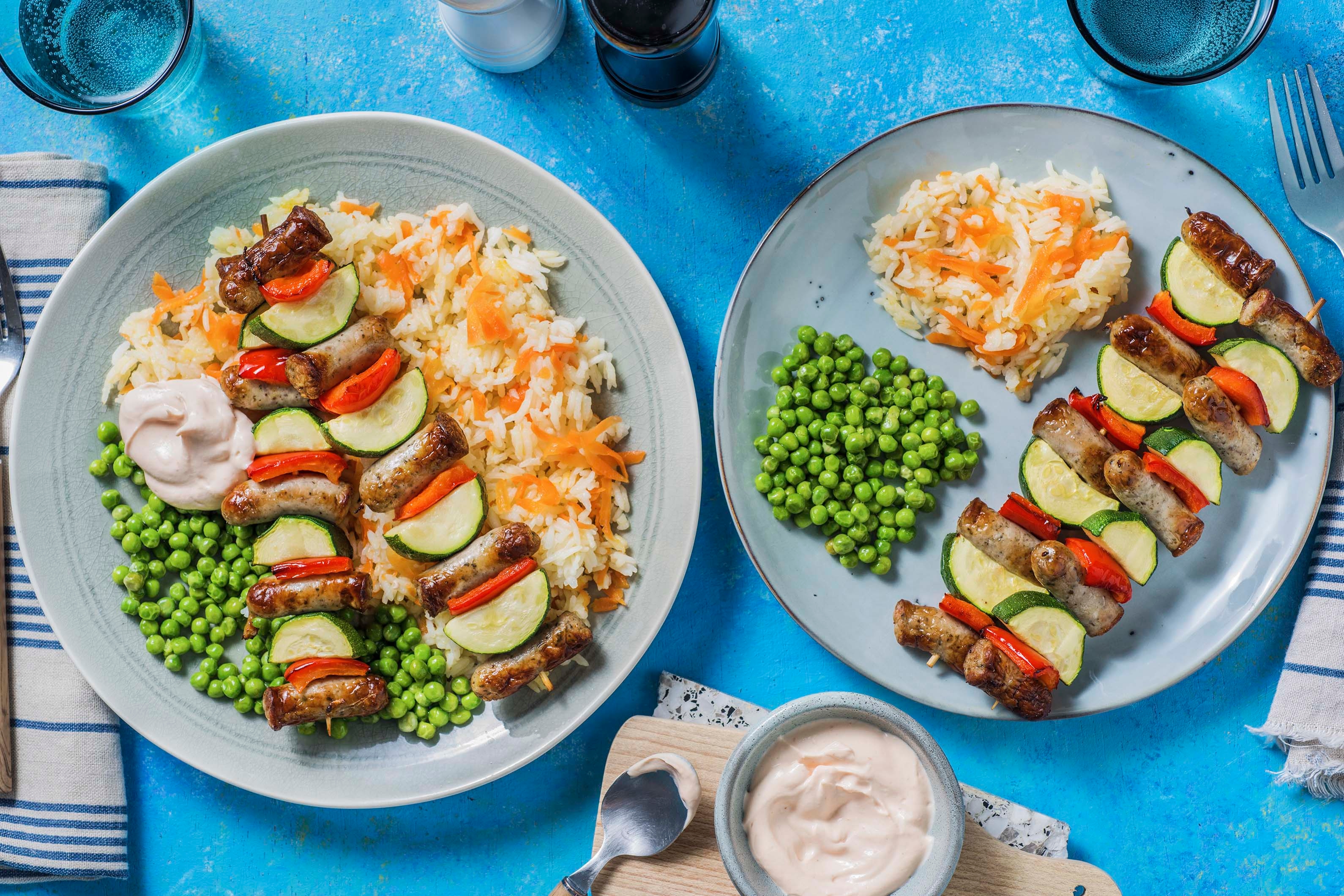 Bunte Würstchenspieße