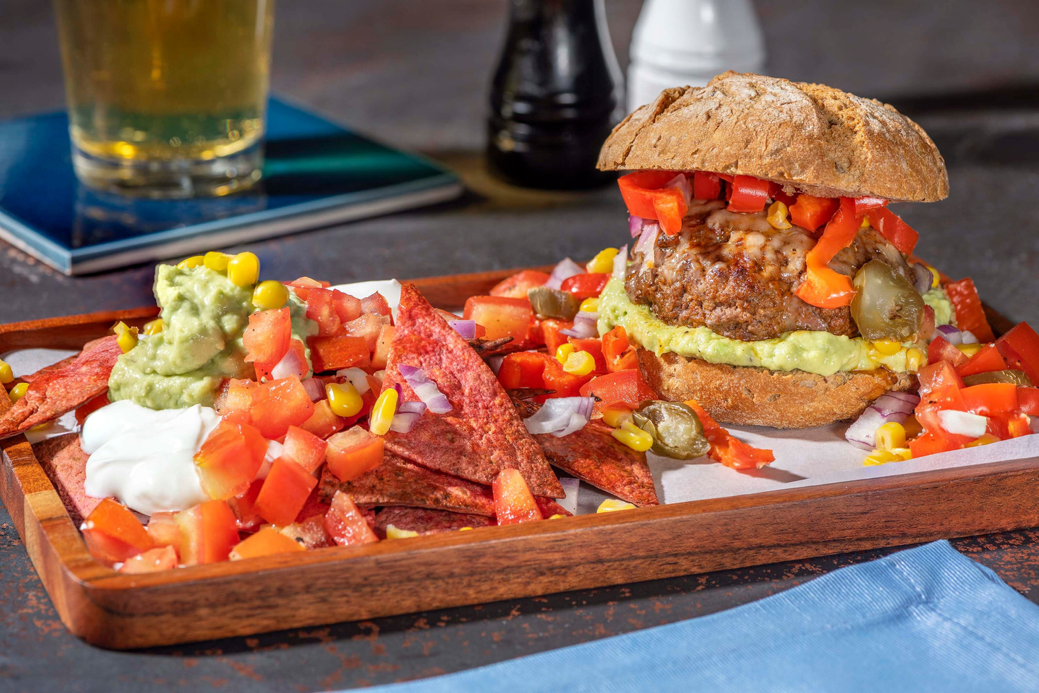 Burger de veau épicé à la mexicaine et salsa de tomate