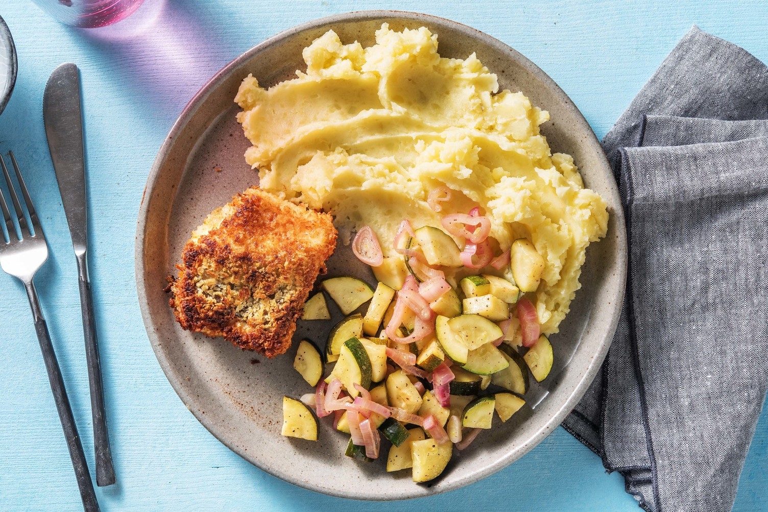 Gepaneerde kabeljauw met pesto