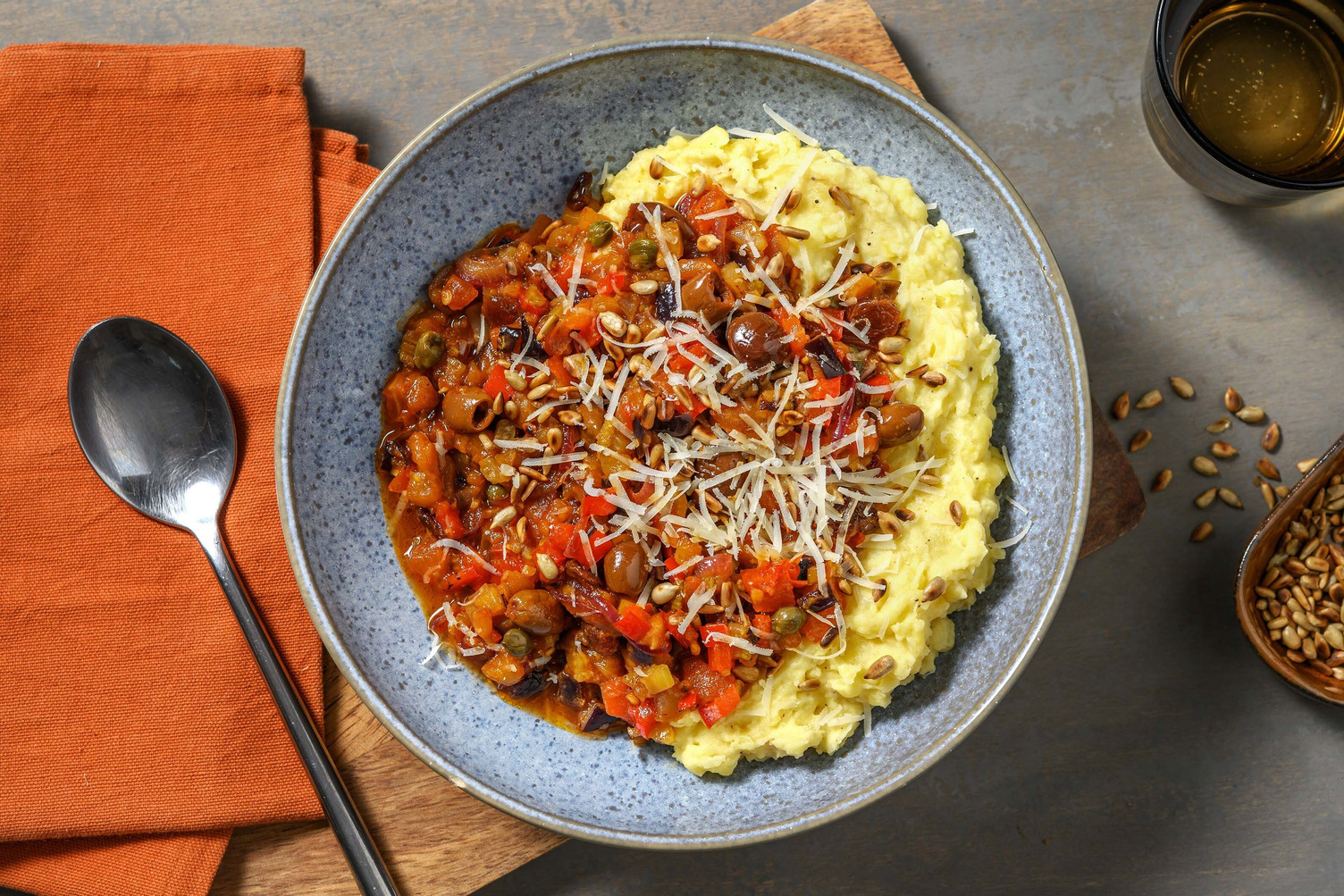 Siciliaanse caponata met aubergine en rozijntjes