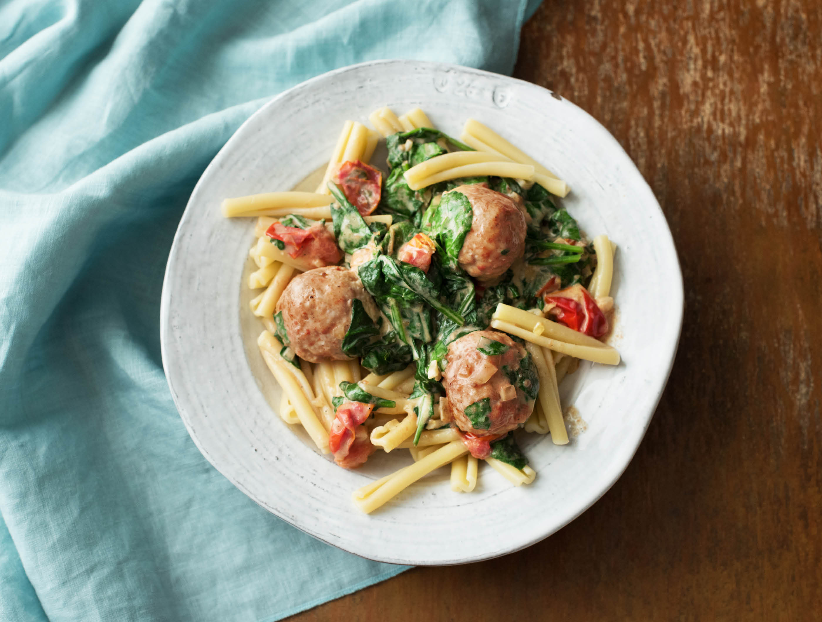 Caserecce integrale met kipgehaktballetjes en groenten