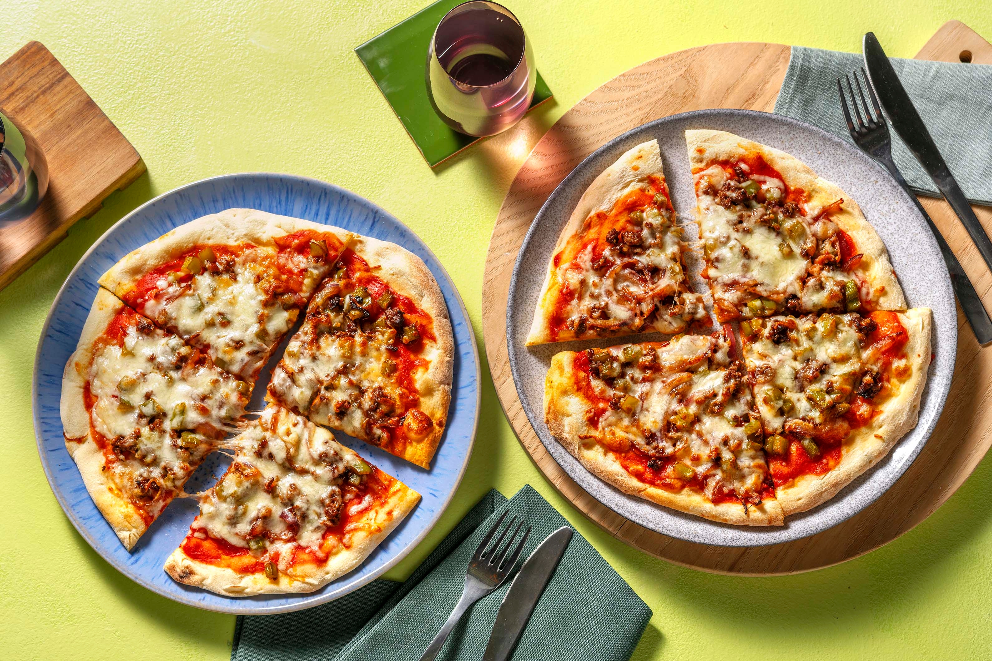 Cheese and Spiced Beef Pizza