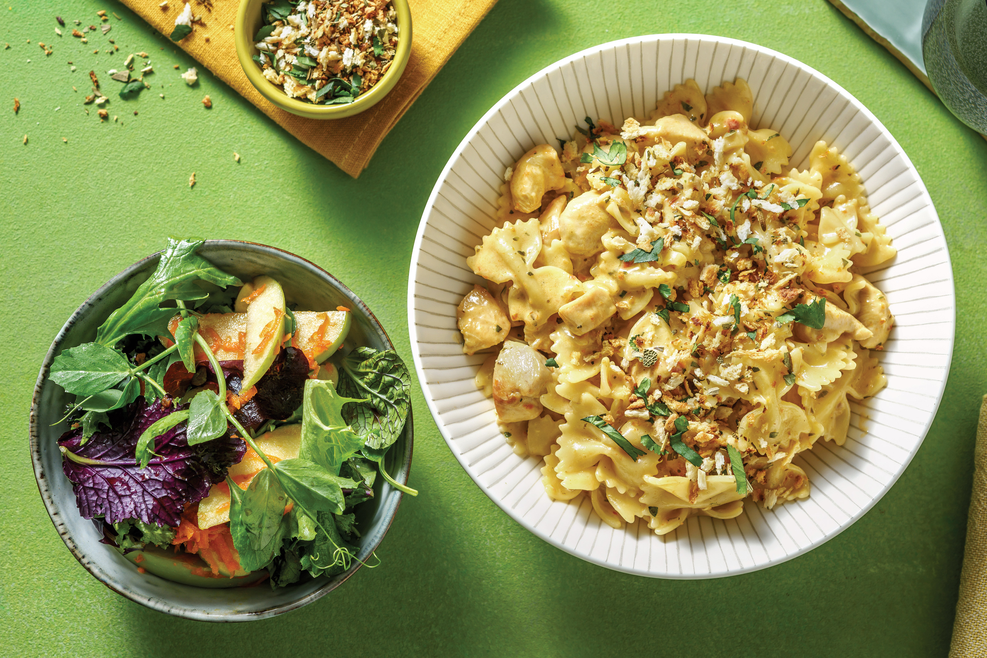 Creamy Chicken & Red Pesto Farfalle