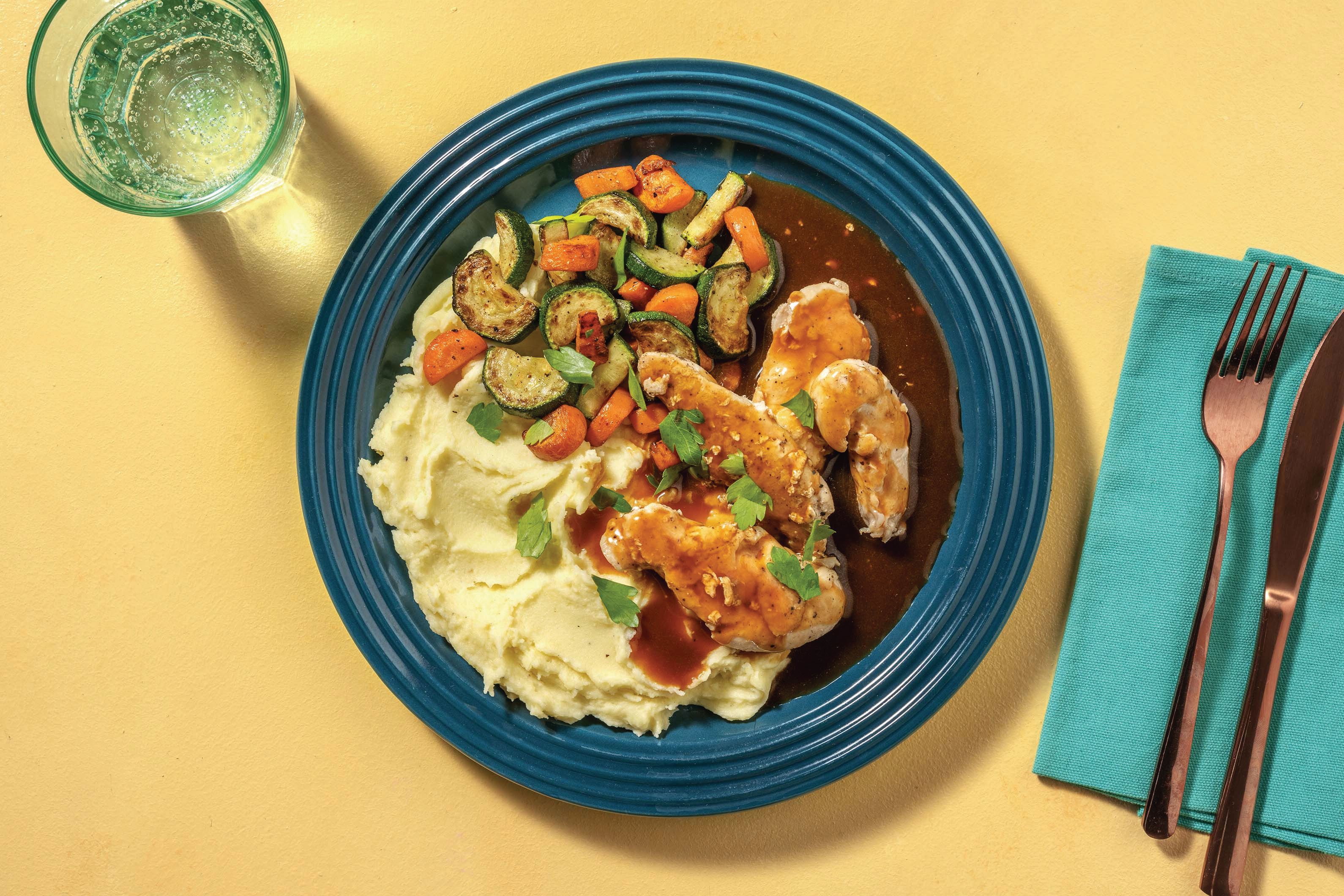 Chicken & Homestyle Gravy with Parmesan Mash & Garlic Veg