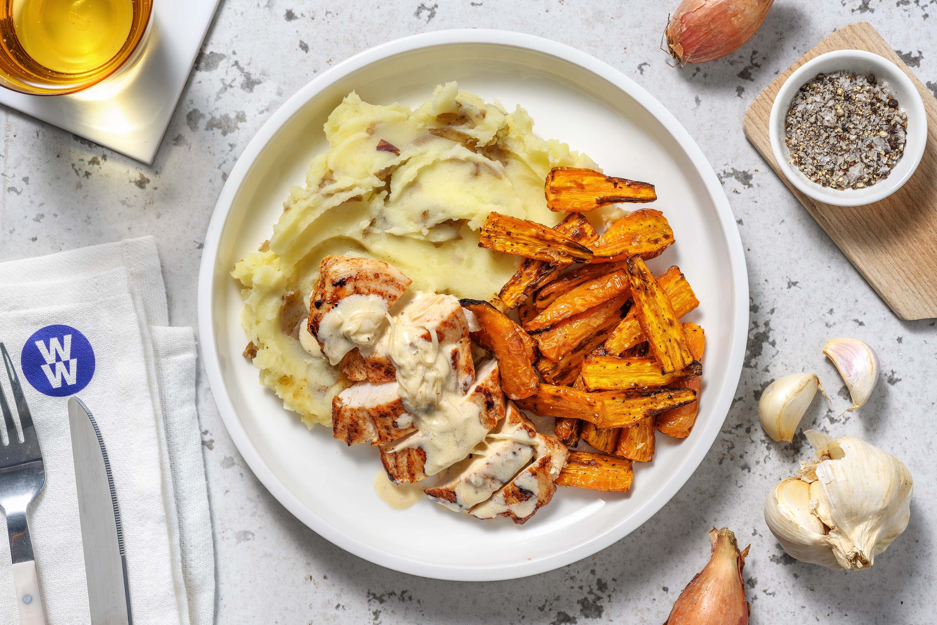 Chicken in Creamy Peppercorn Sauce