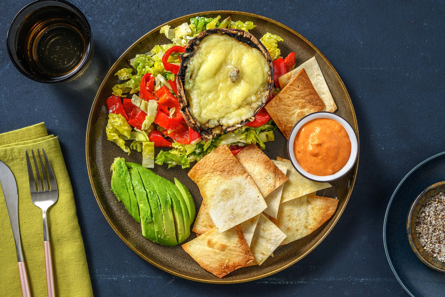 Chipotle-Bowl mit gratiniertem Portobello