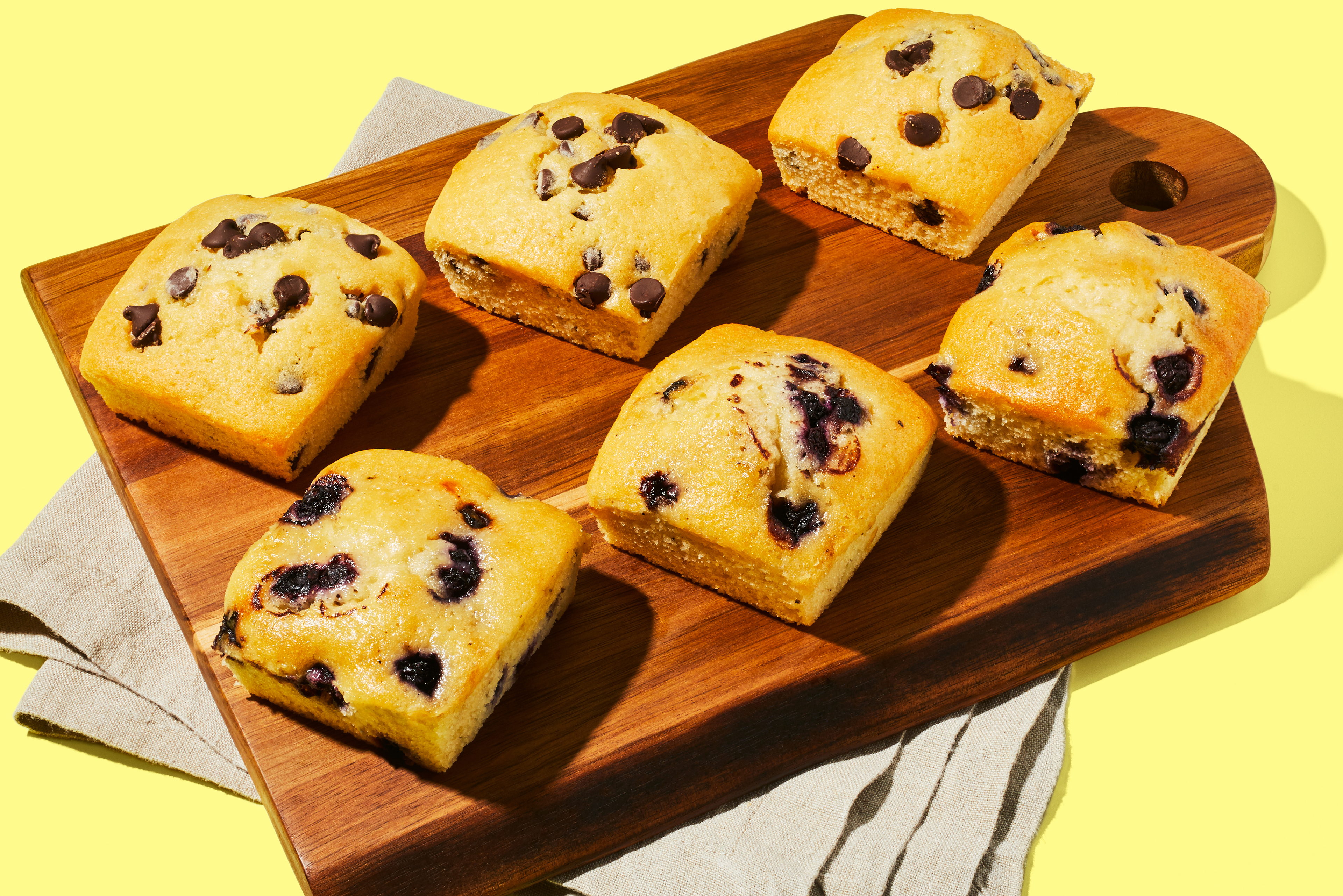 Chocolate Chip & Blueberry Muffin Bundle