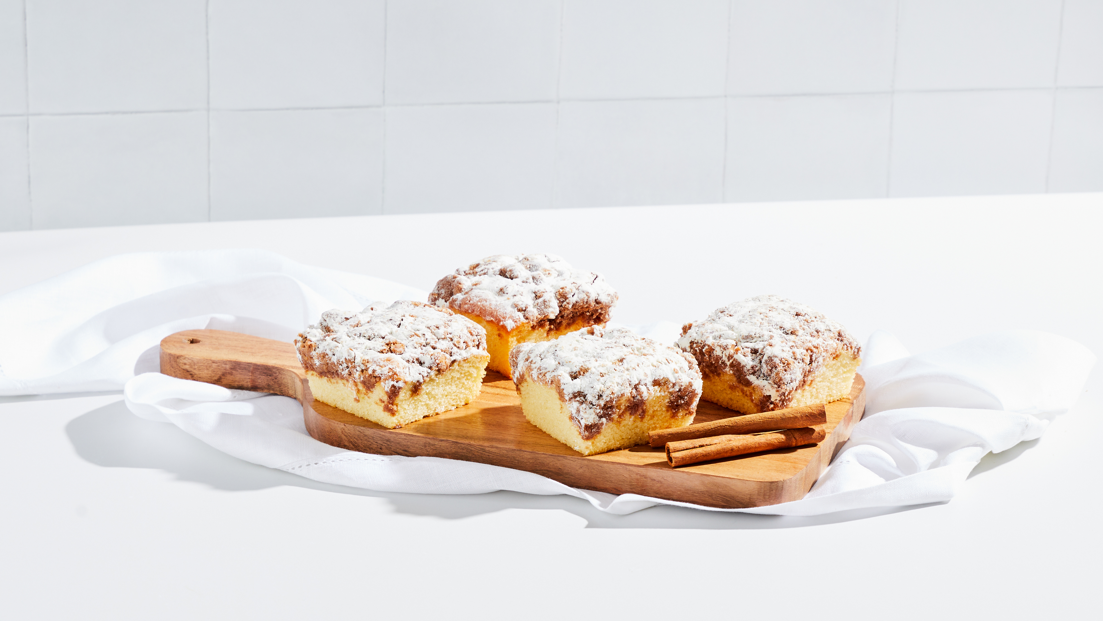 Cinnamon Crumb Muffins