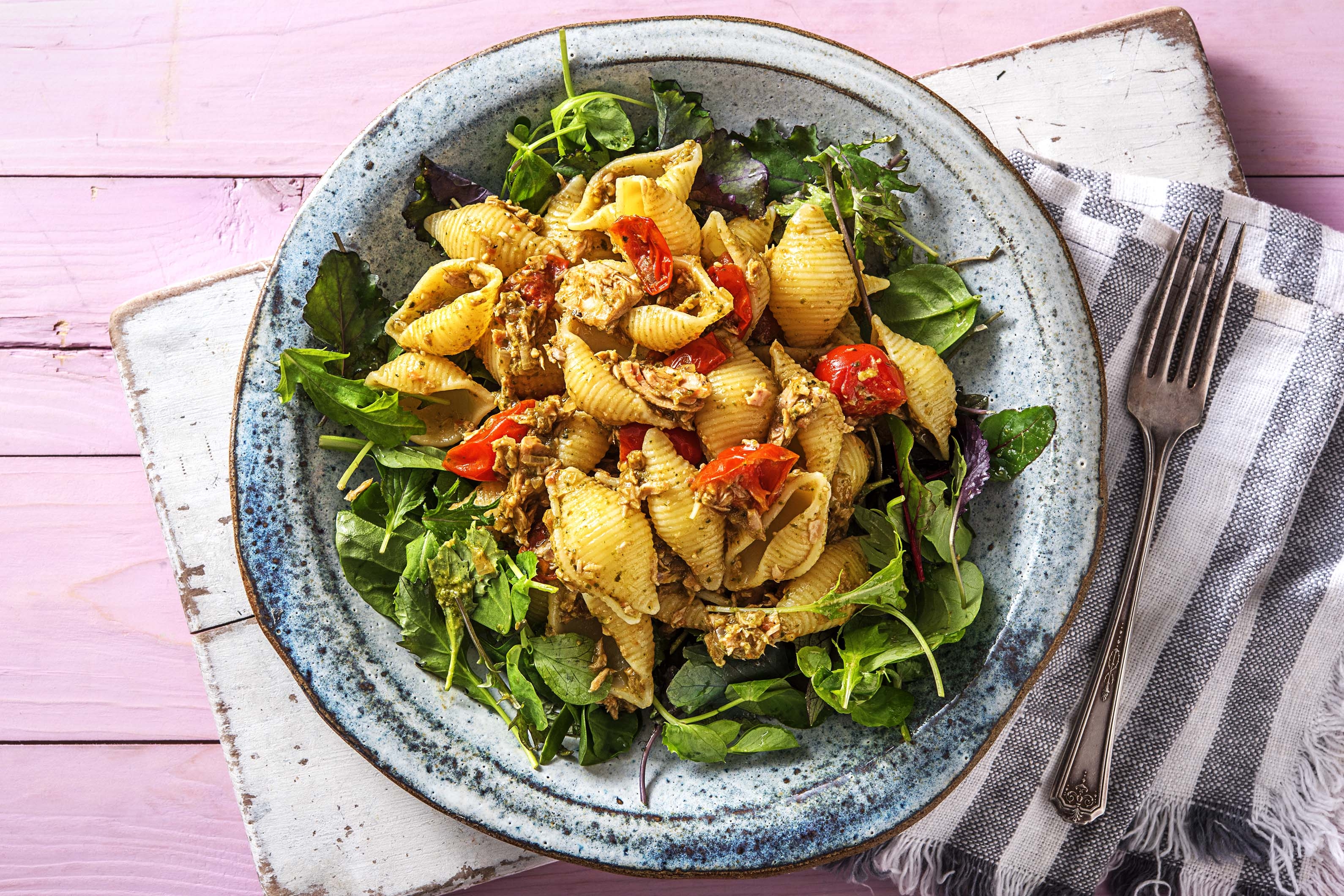 Conchiglie in tonijn-pestosaus