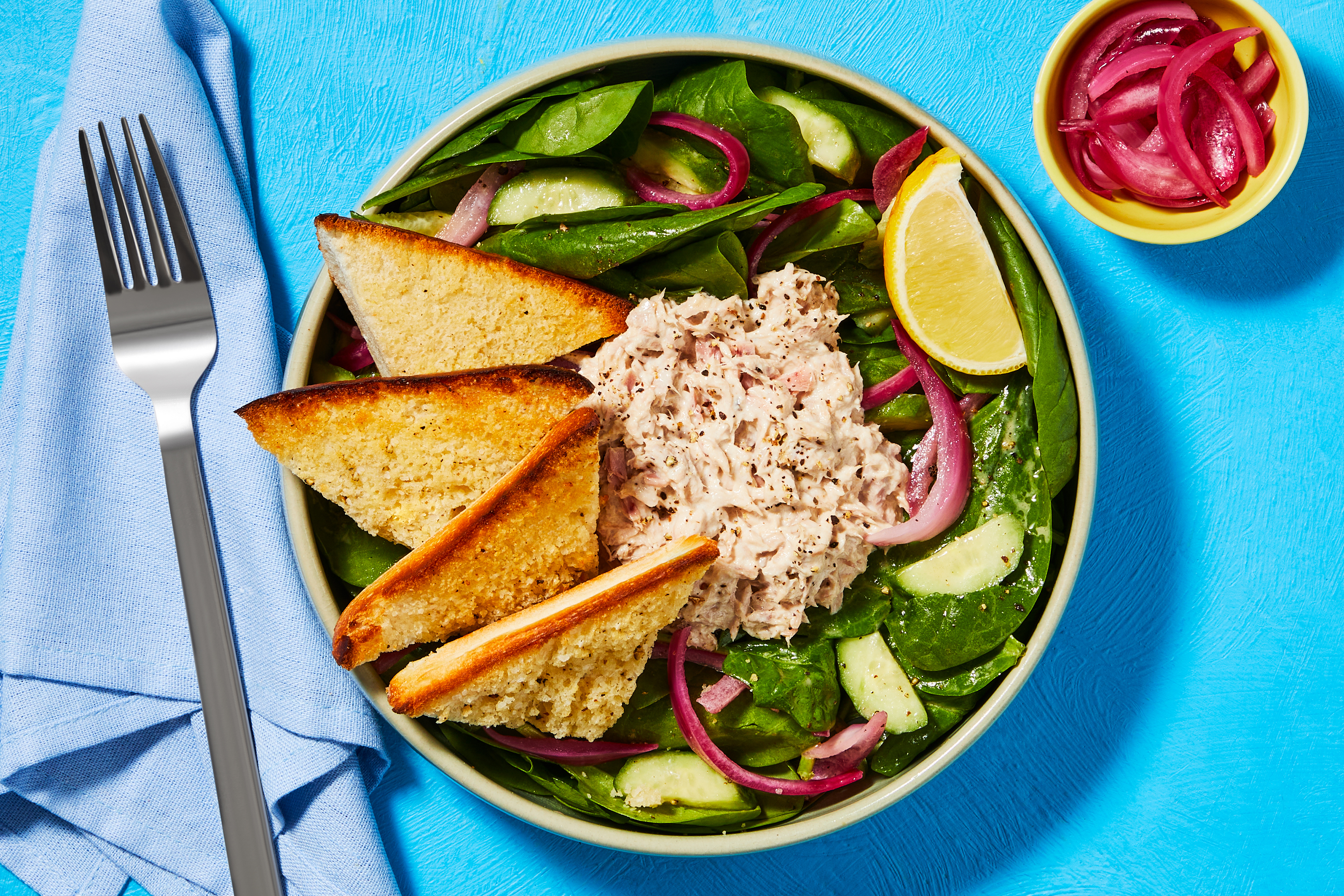 Creamy Tuna and Spinach Salad