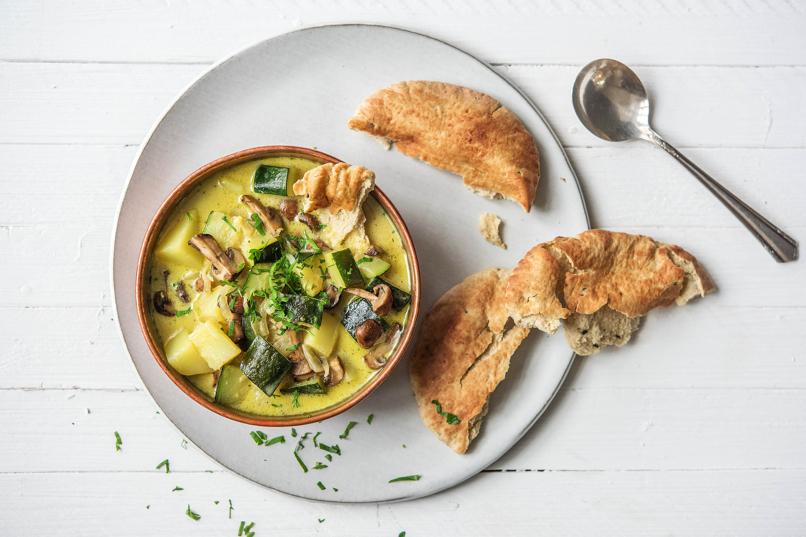 Cremiger Kartoffel-Curry-Eintopf