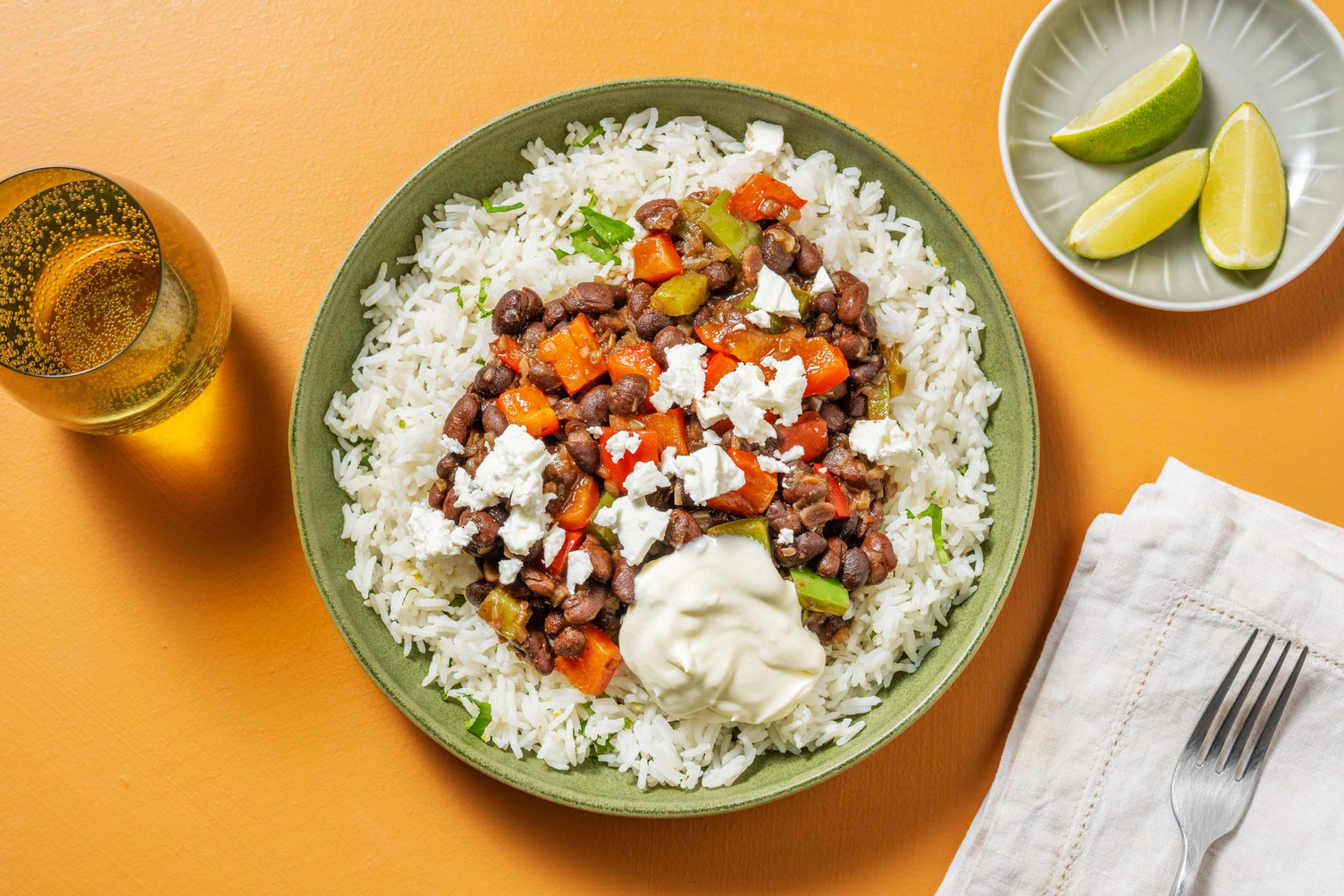 Bols de haricots noirs à la cubaine