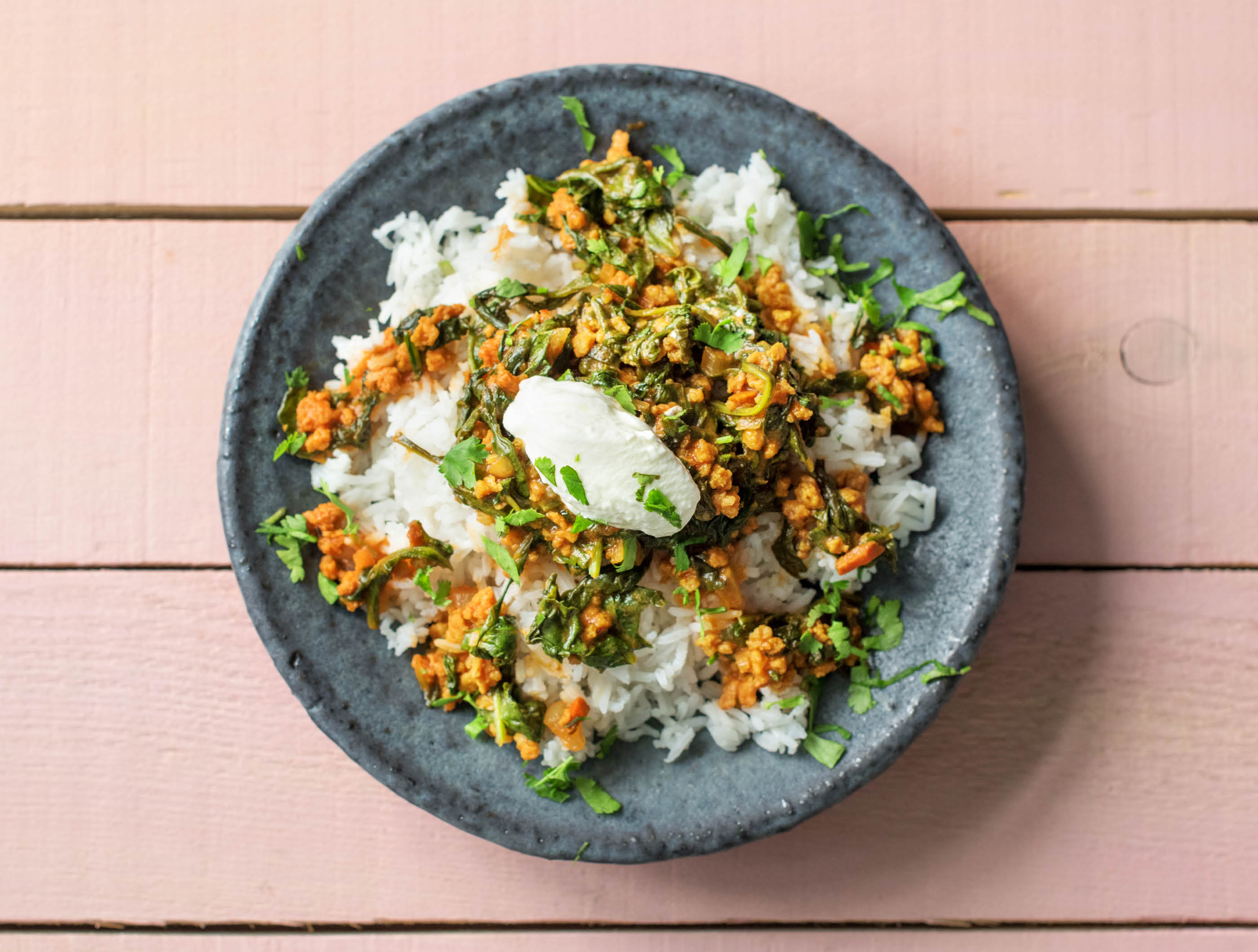 Curry madras met linzen, seitan en spinazie