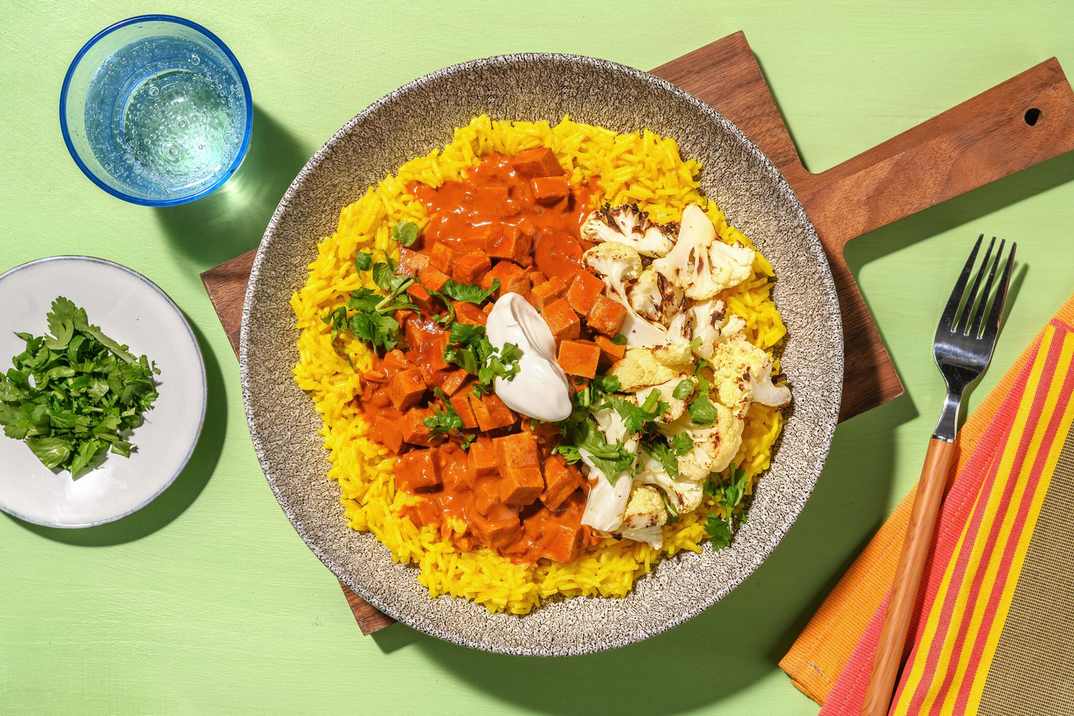 Rode tofucurry & kurkumarijst