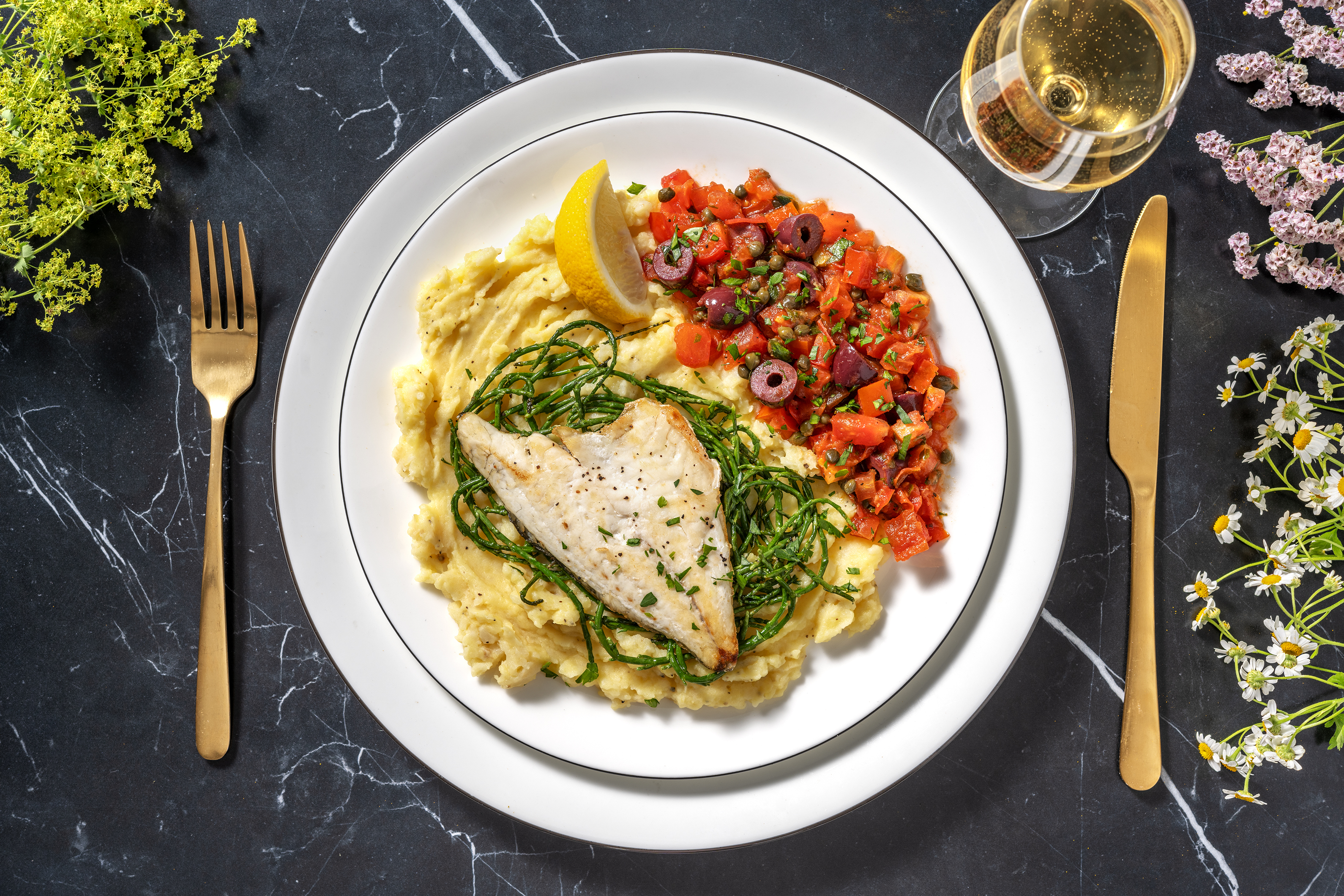 Dorade met Leccino olijven en zeekraal