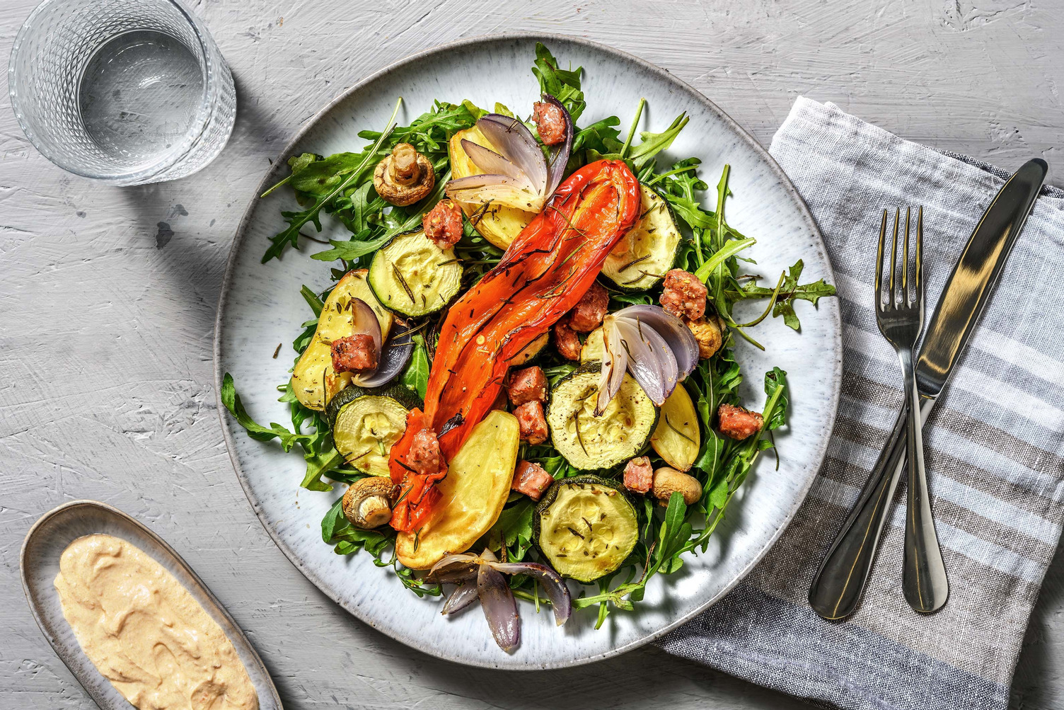 Einfaches Antipasti-Gemüse mit Bio-Halloumi