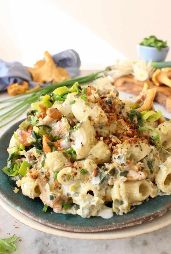 Creamy Basil Pesto Cheese Tortellini