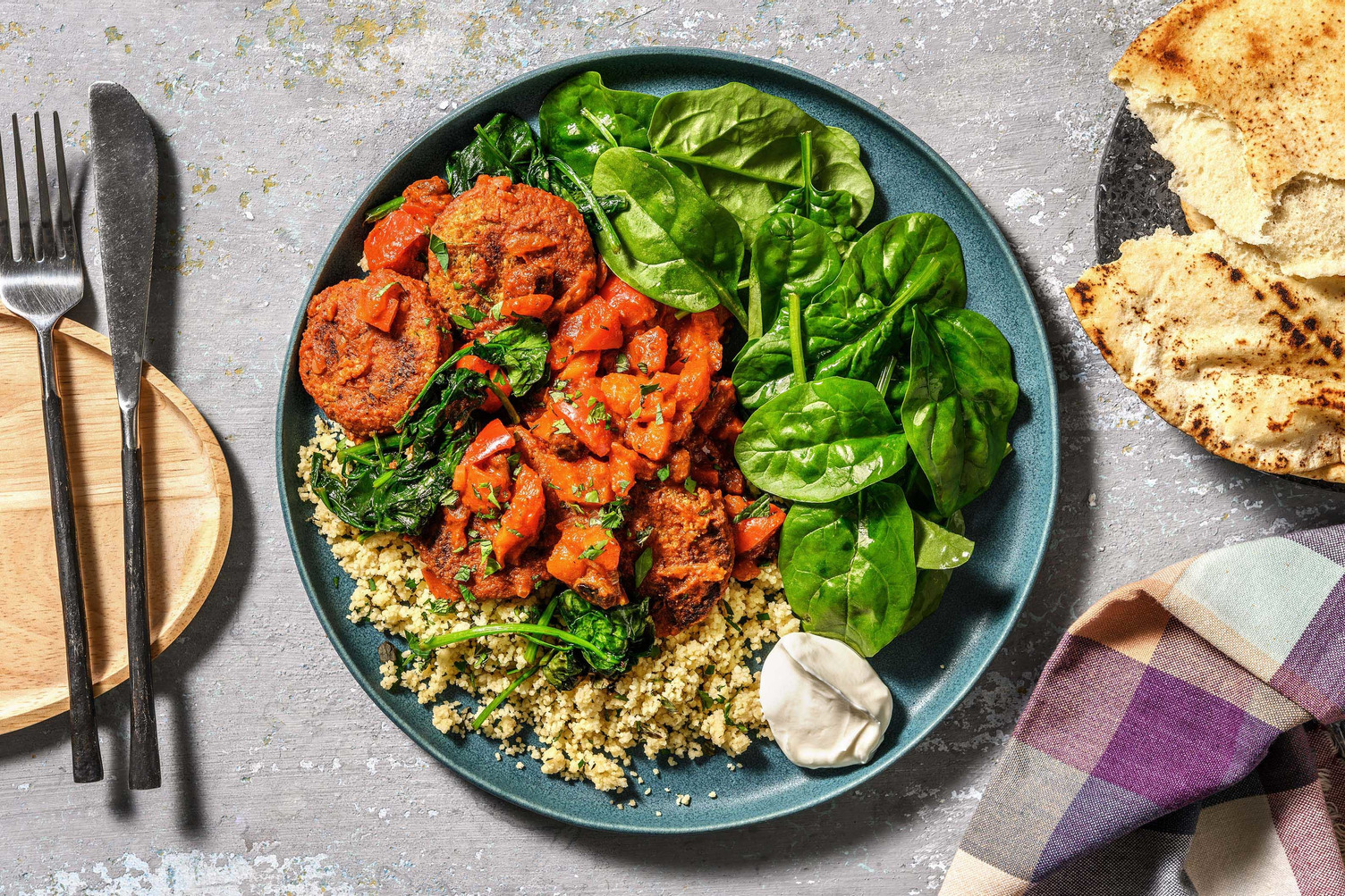 Falafels, semoule épicée au baharat