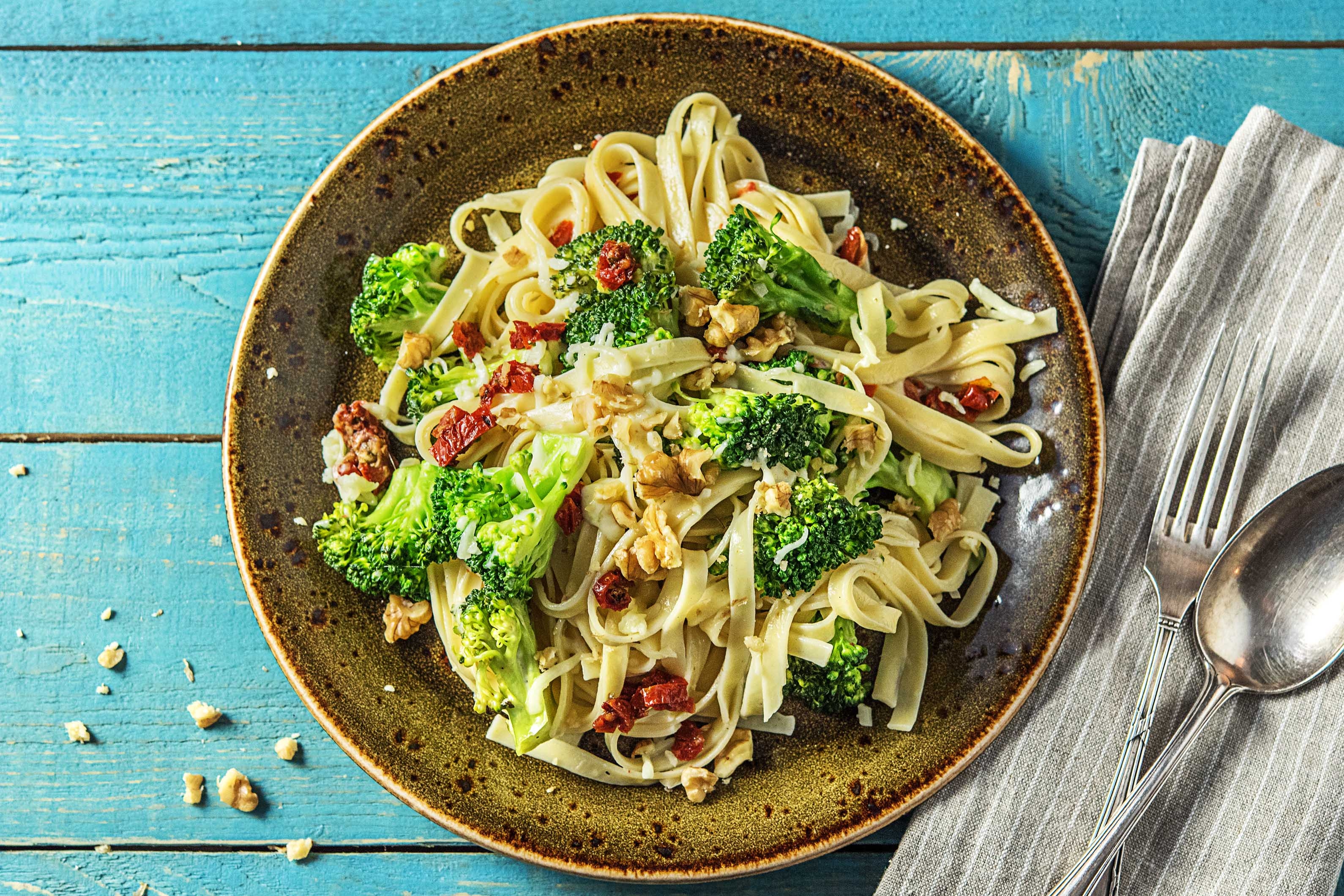 Fettuccine, sauce aux brocolis et au chèvre