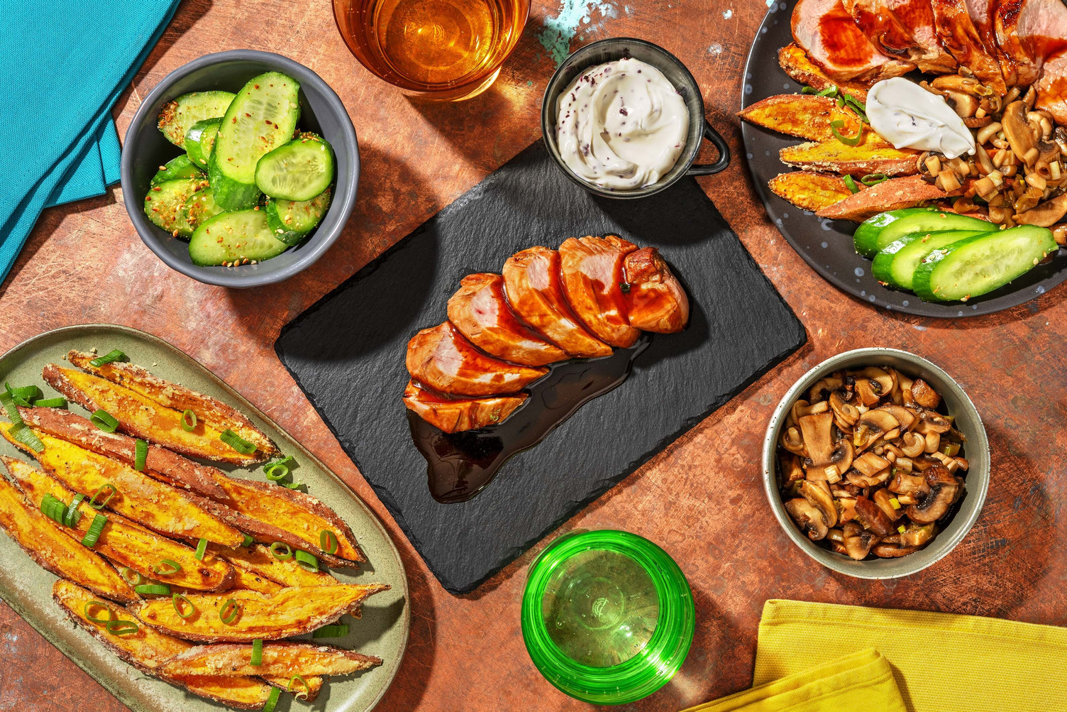 Gemarineerde varkenshaas op z'n Japans met paddenstoelen