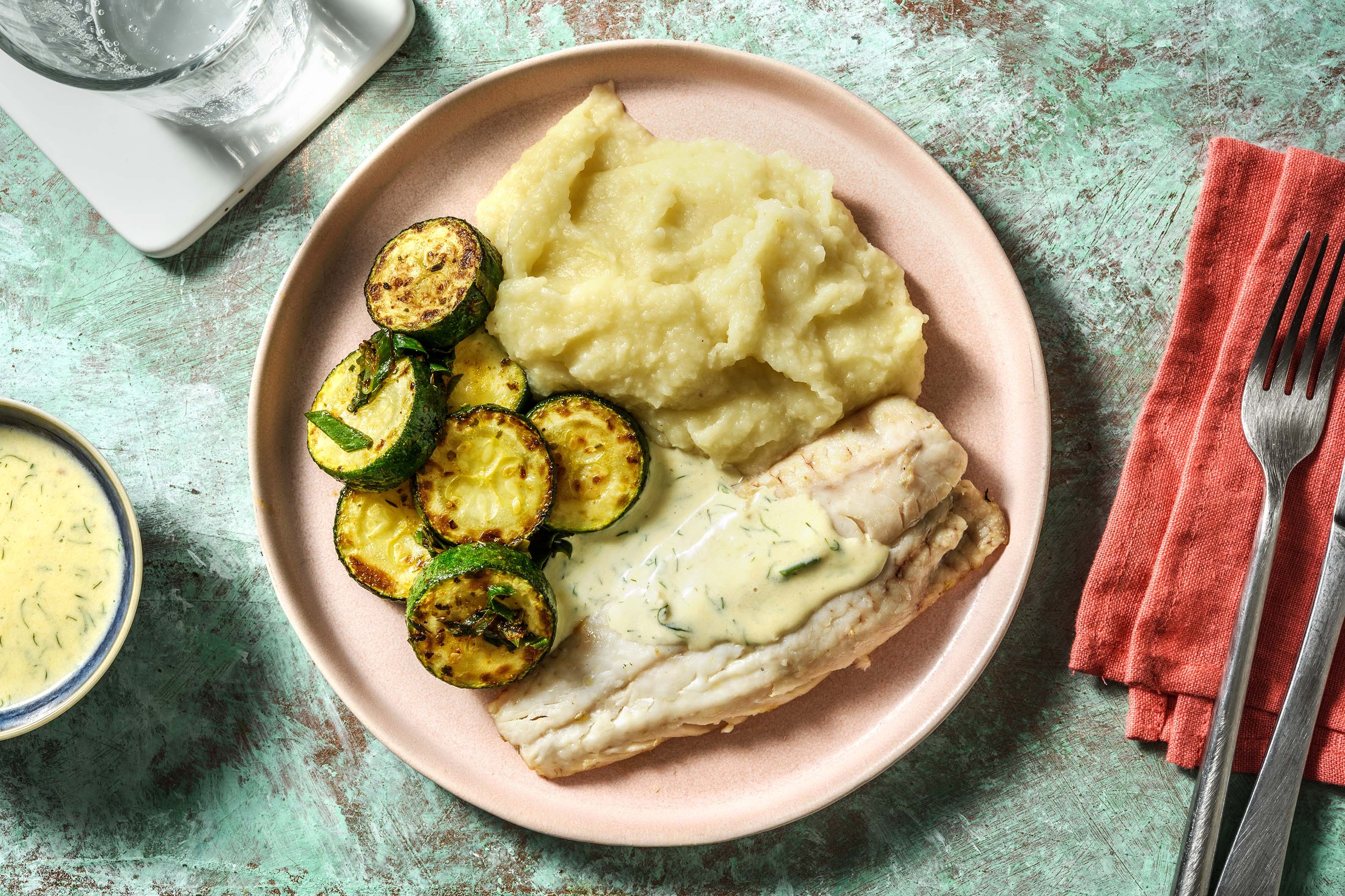 Fisch mit Selleriepüree und Buttermilchsauce