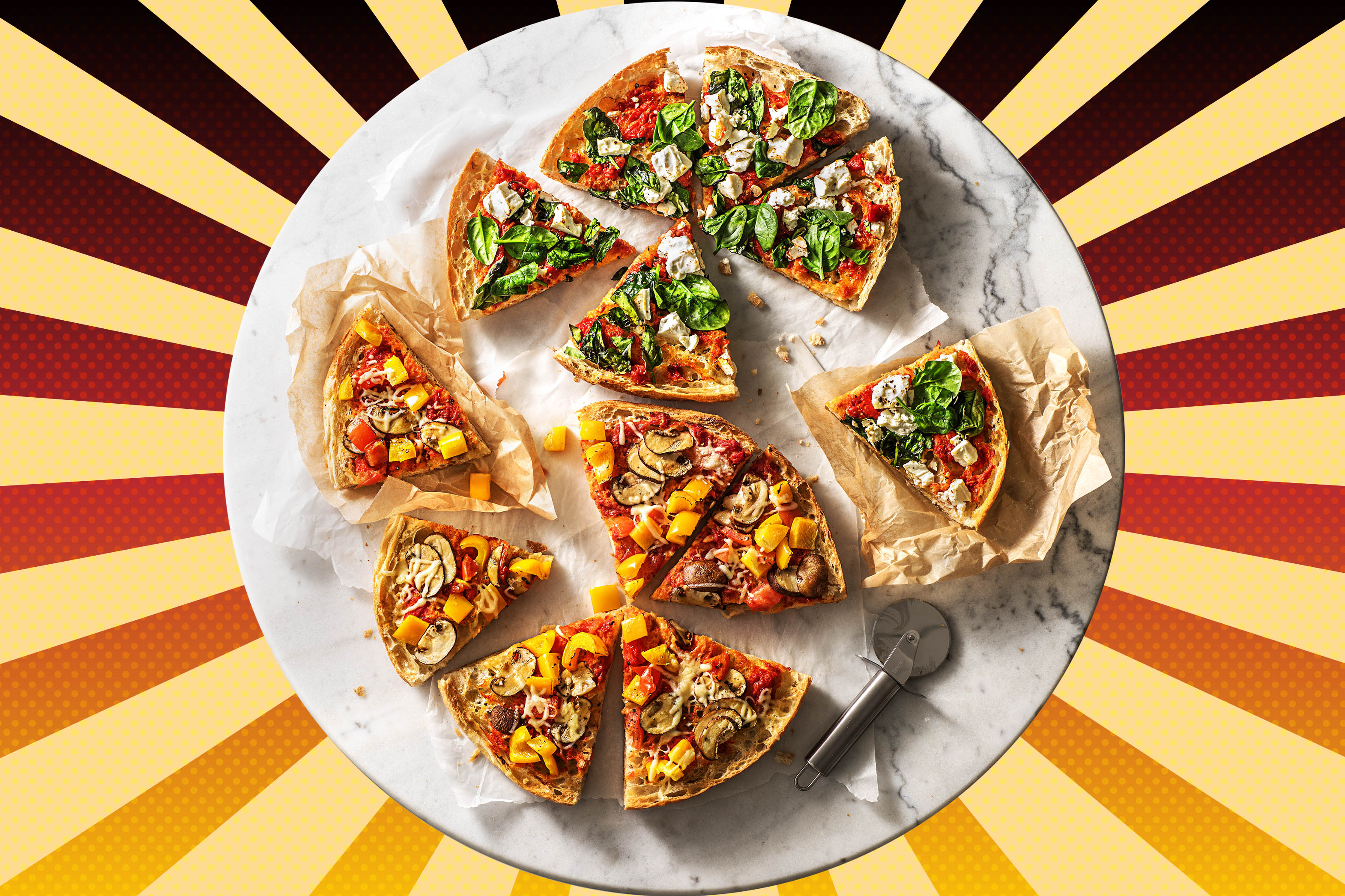 Fladenbrot-Pizzen mit zweierlei Toppings