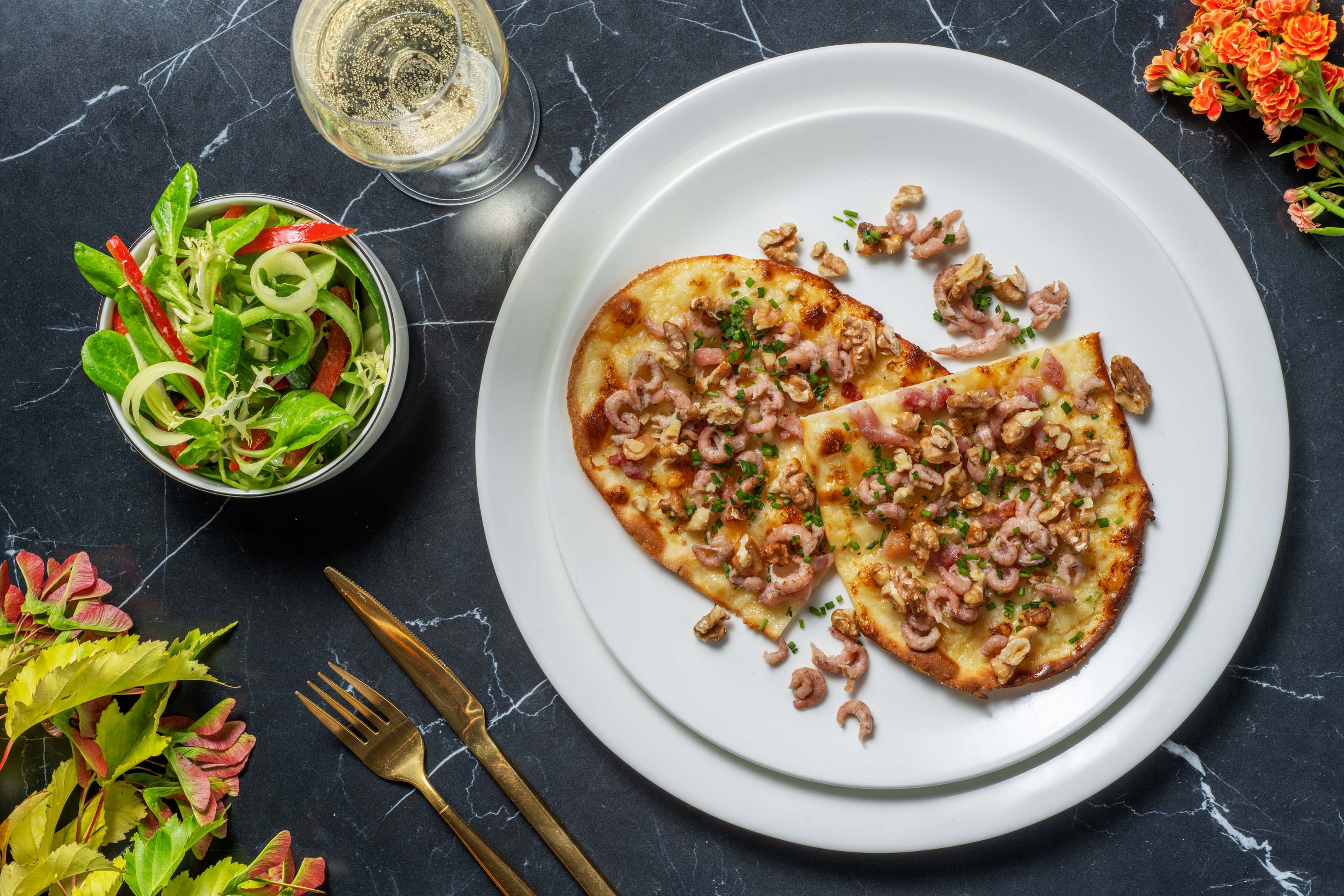 Flammkuchen met garnalen