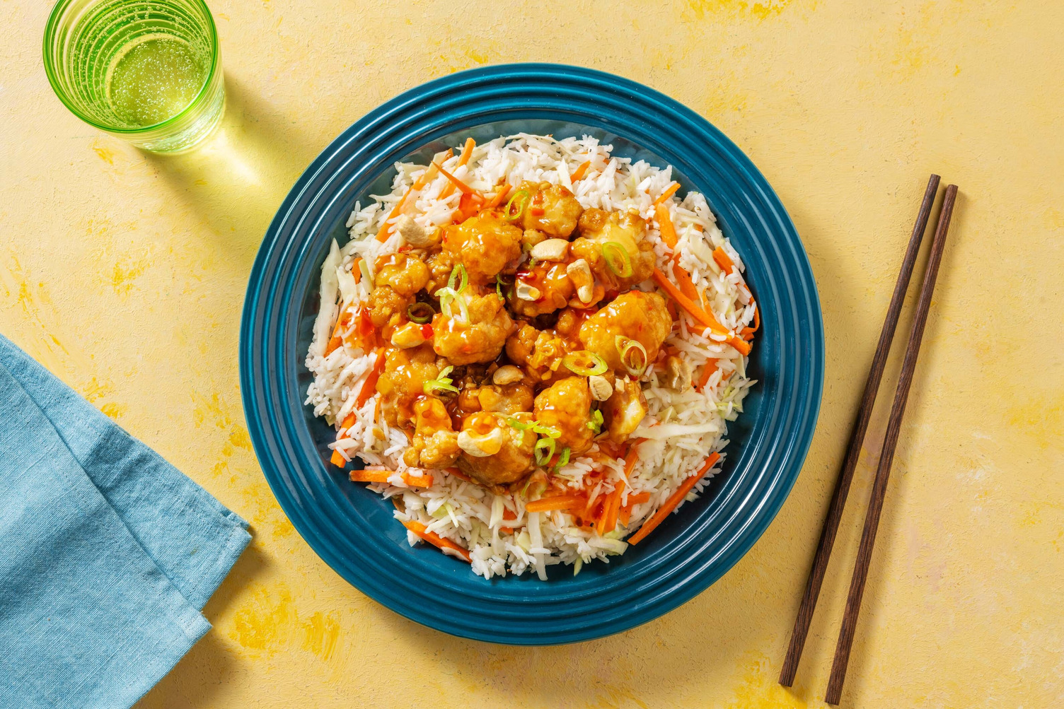 Sticky sesam bloemkoolstukjes