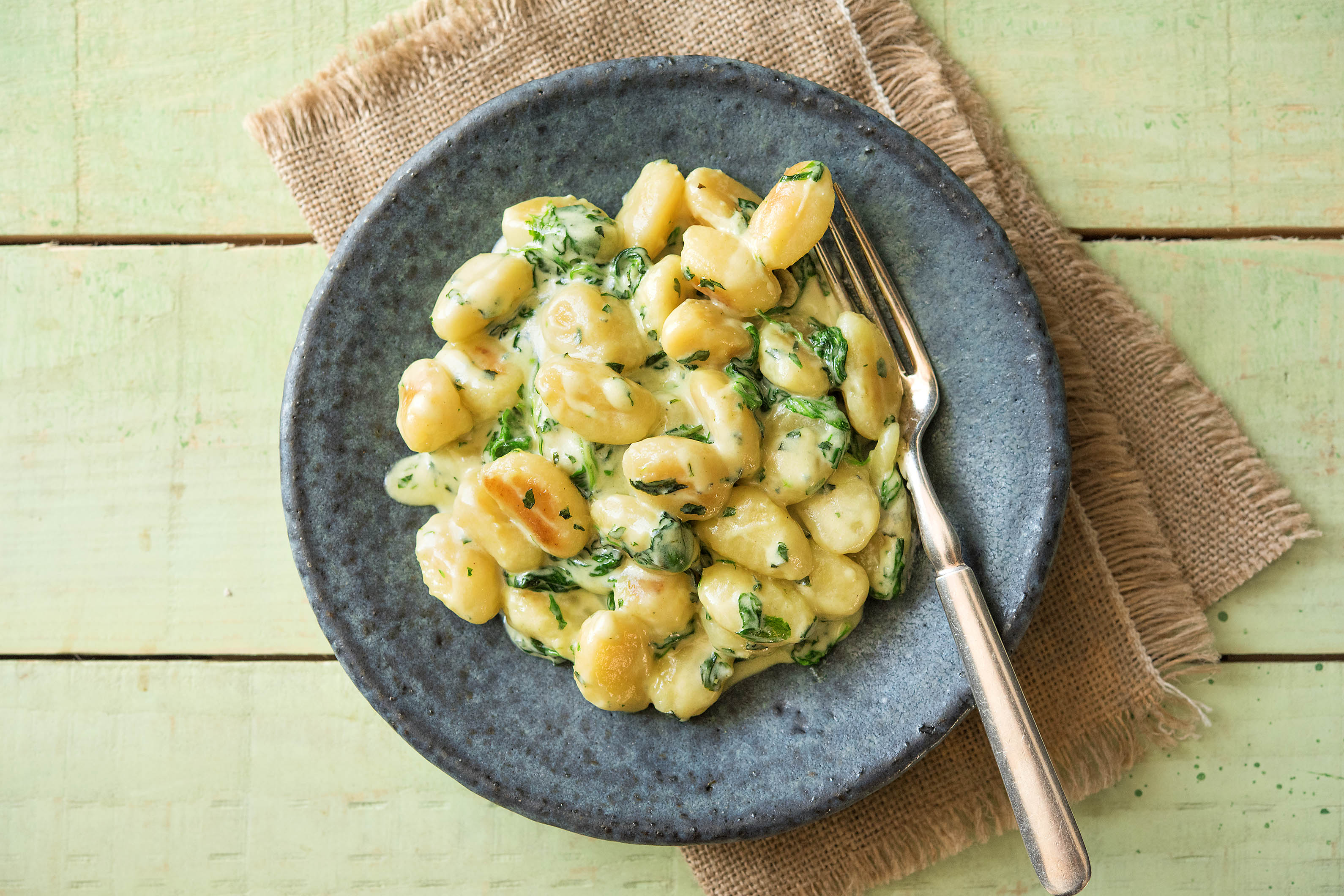 Gebratene Gnocchi in herzhafter Gorgonzolasauce