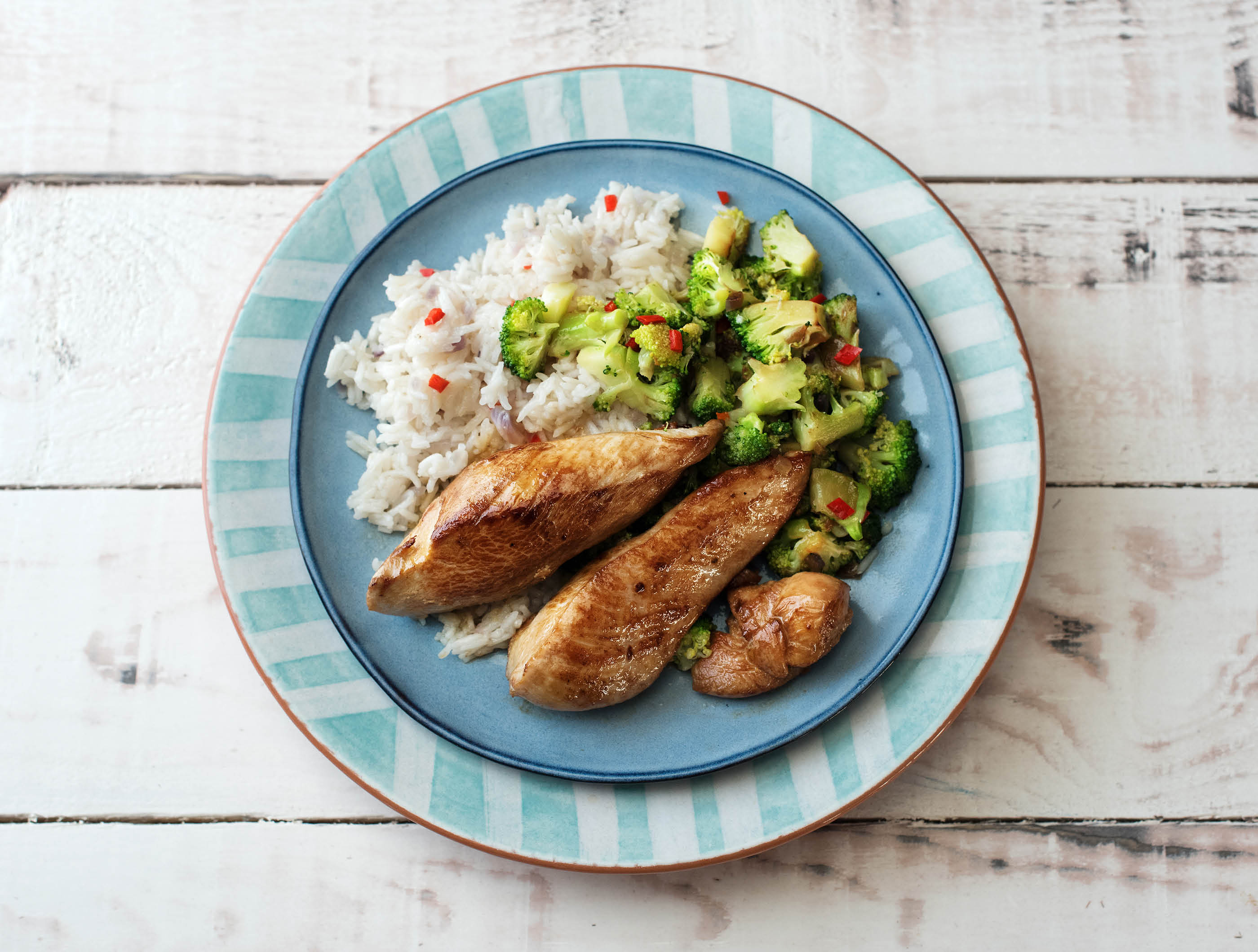 Gemarineerde kipfilethaasjes met sesamrijst