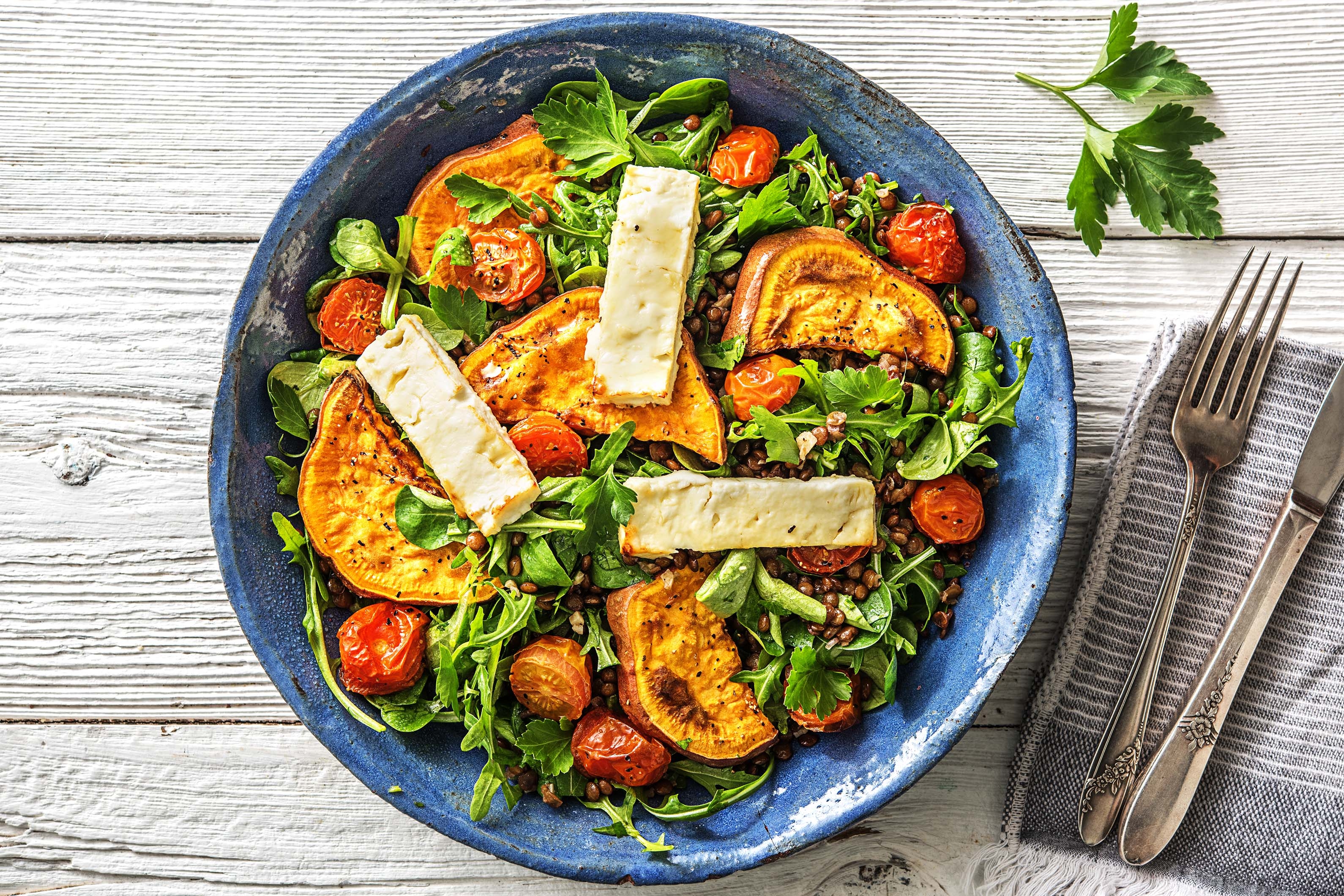 Feta rôtie au miel et aux patates douces