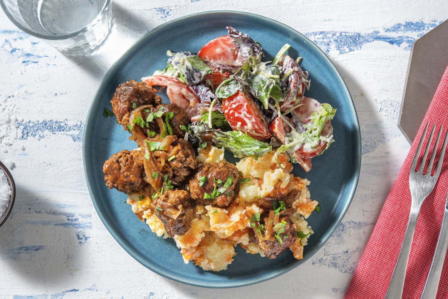 Hacktätschli in Zwiebel-Balsamico-Sauce