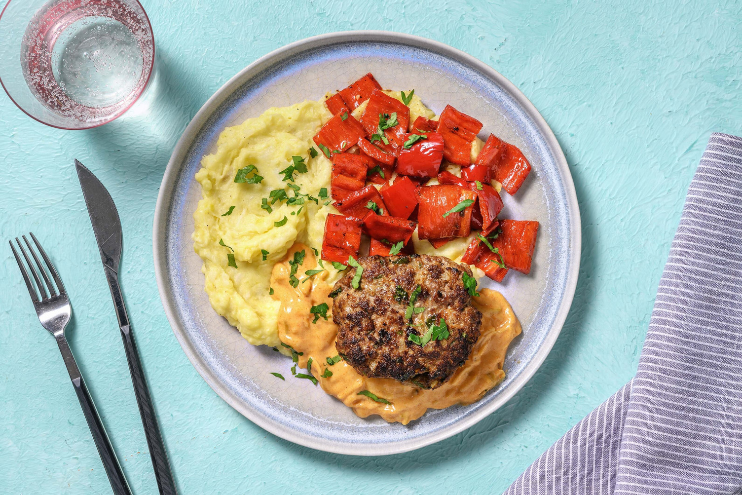 Boulette mit cremigem Blumenkohl-Stampf