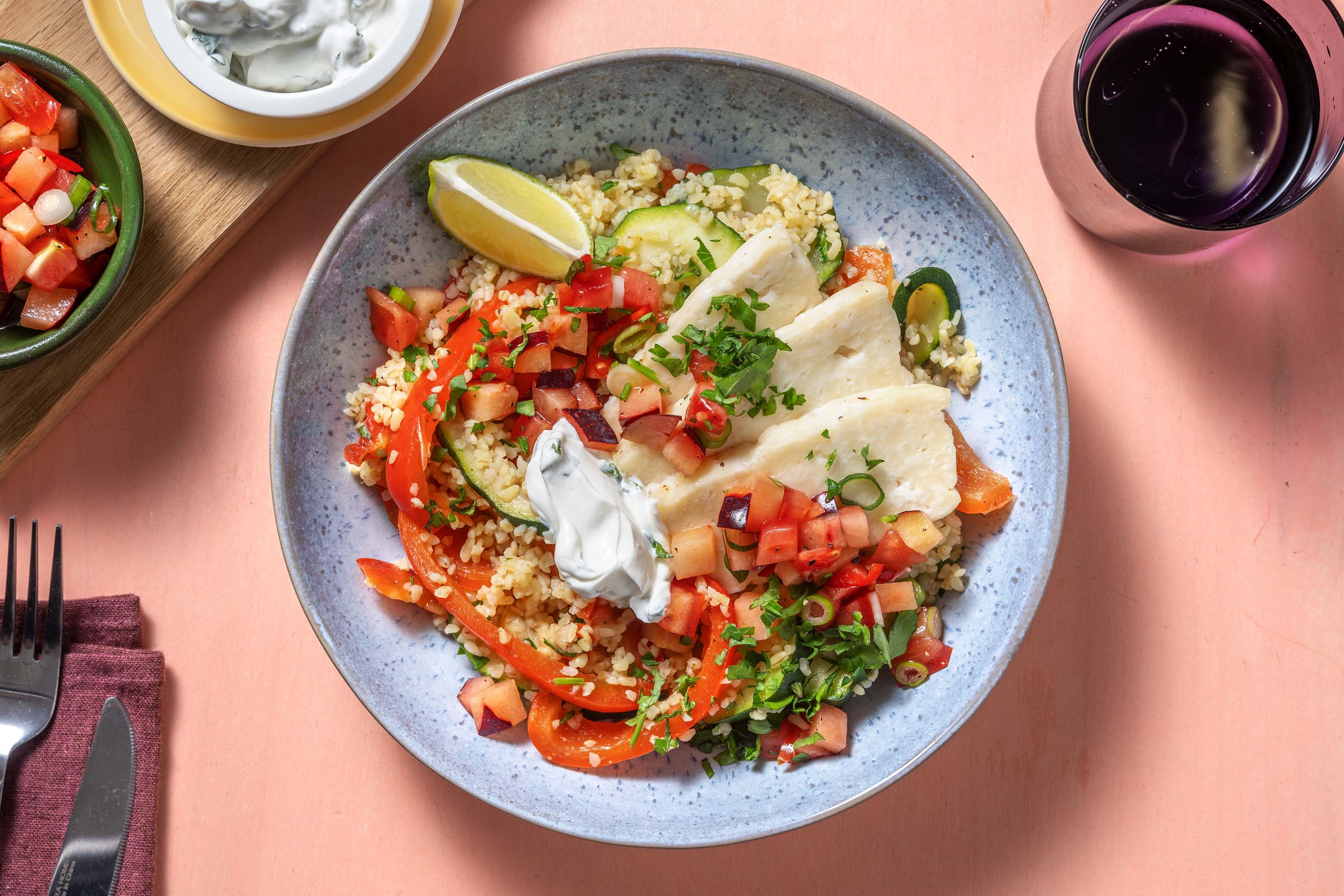 Halloumi mit scharfem Pflaumen-Topping