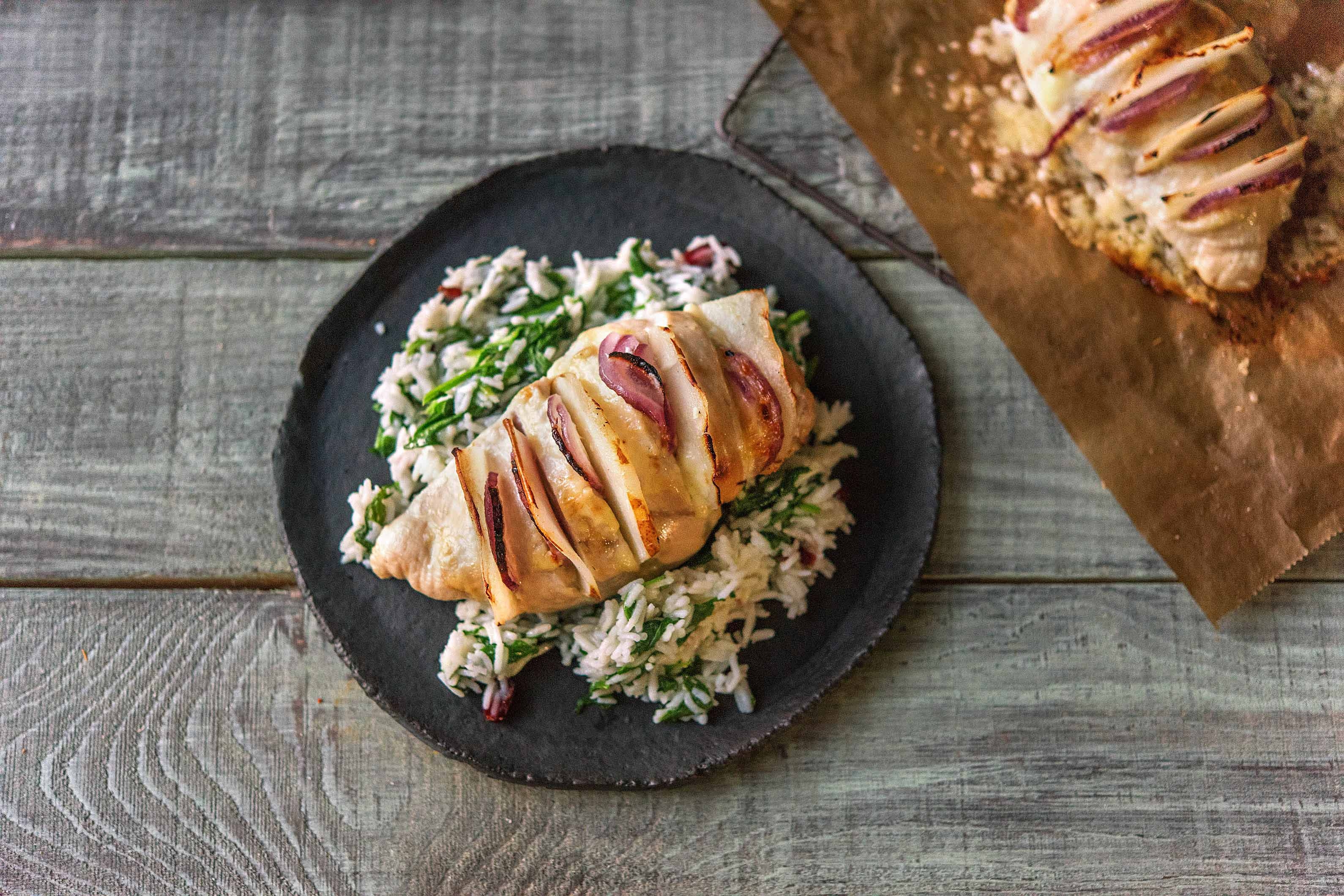 Hasselback-Pouletbrust gefüllt mit Greyerzer und Birne