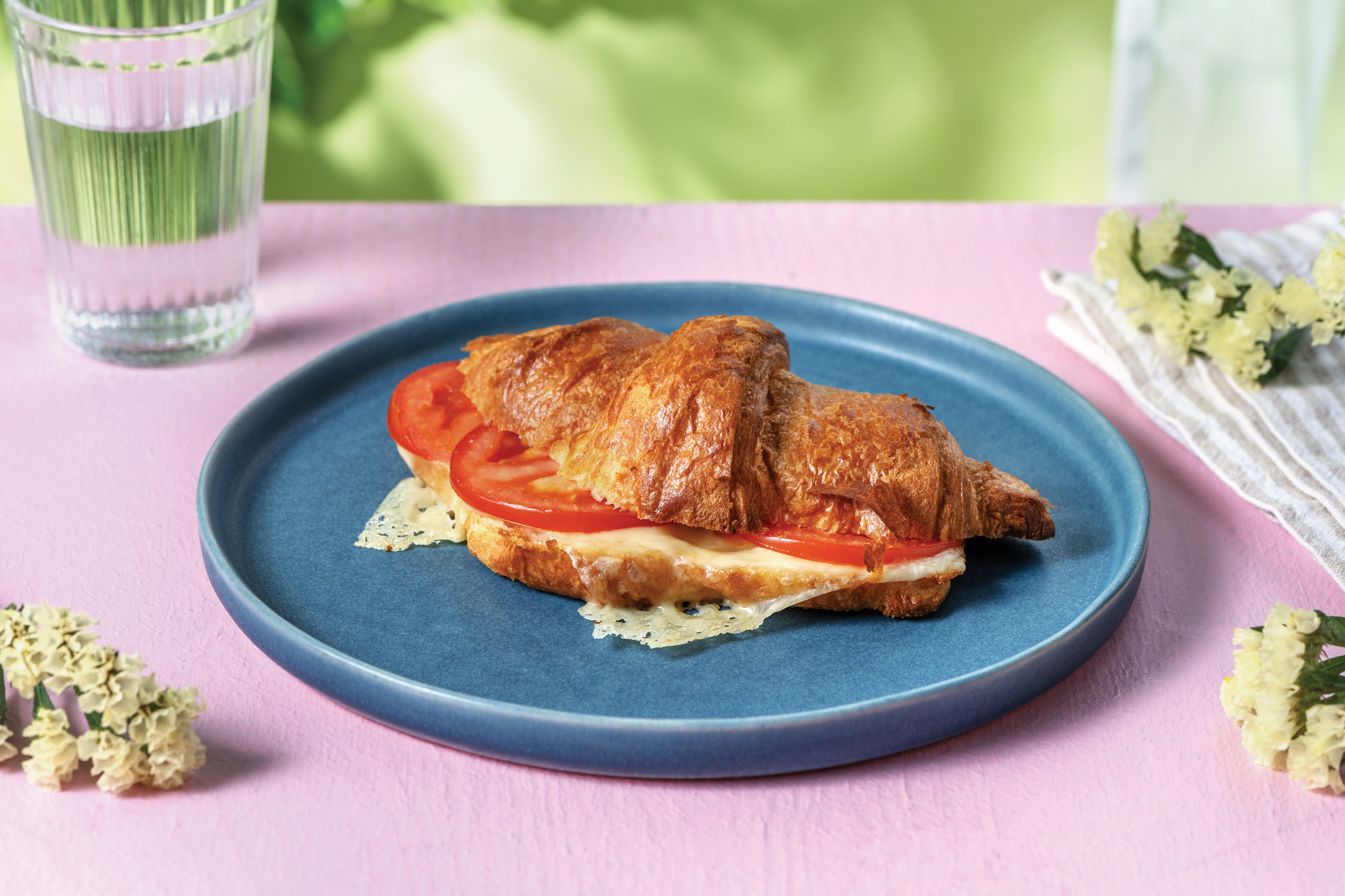 Tomato & Cheese Croissant Kit