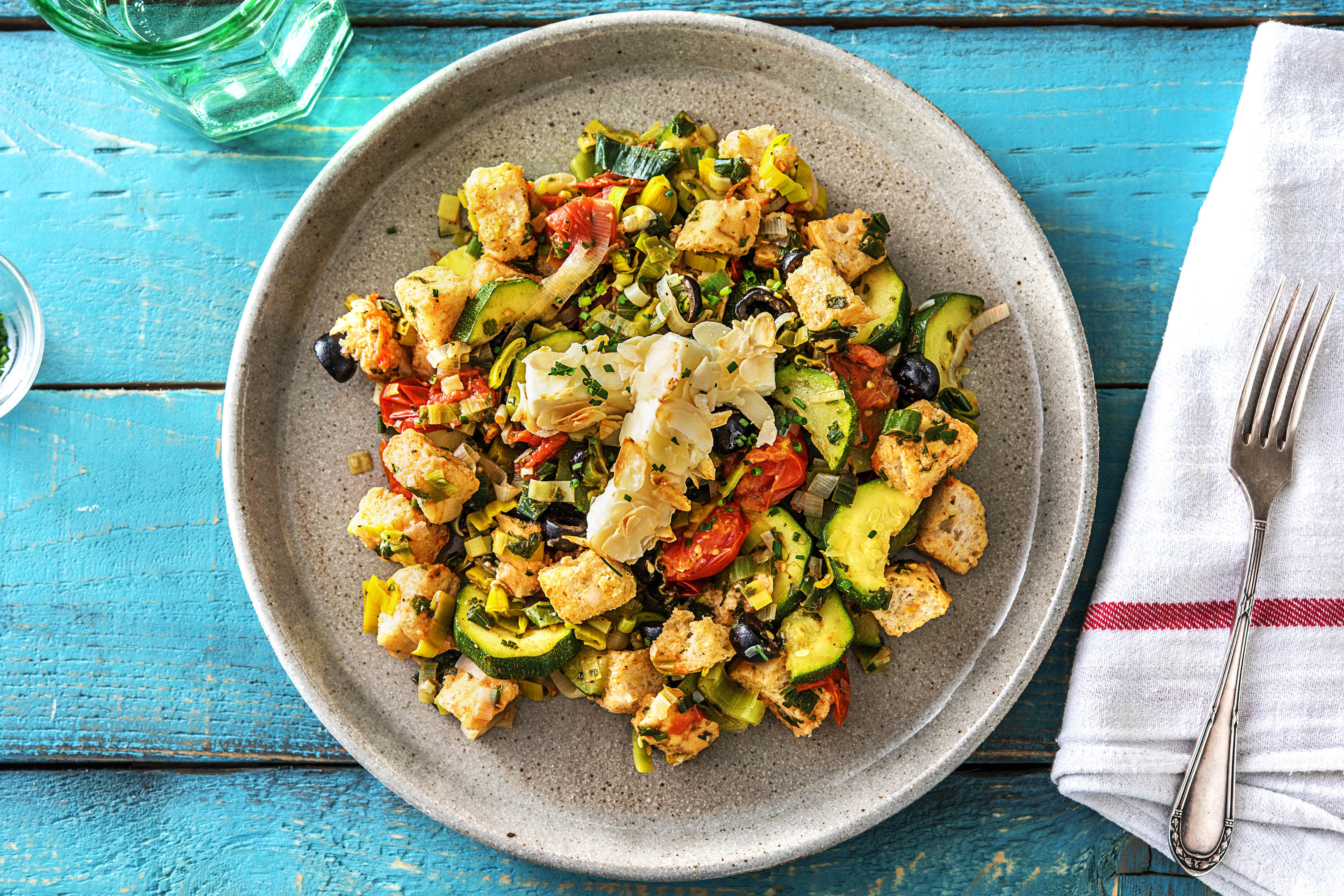 In Mandeln panierter Hirtenkäse