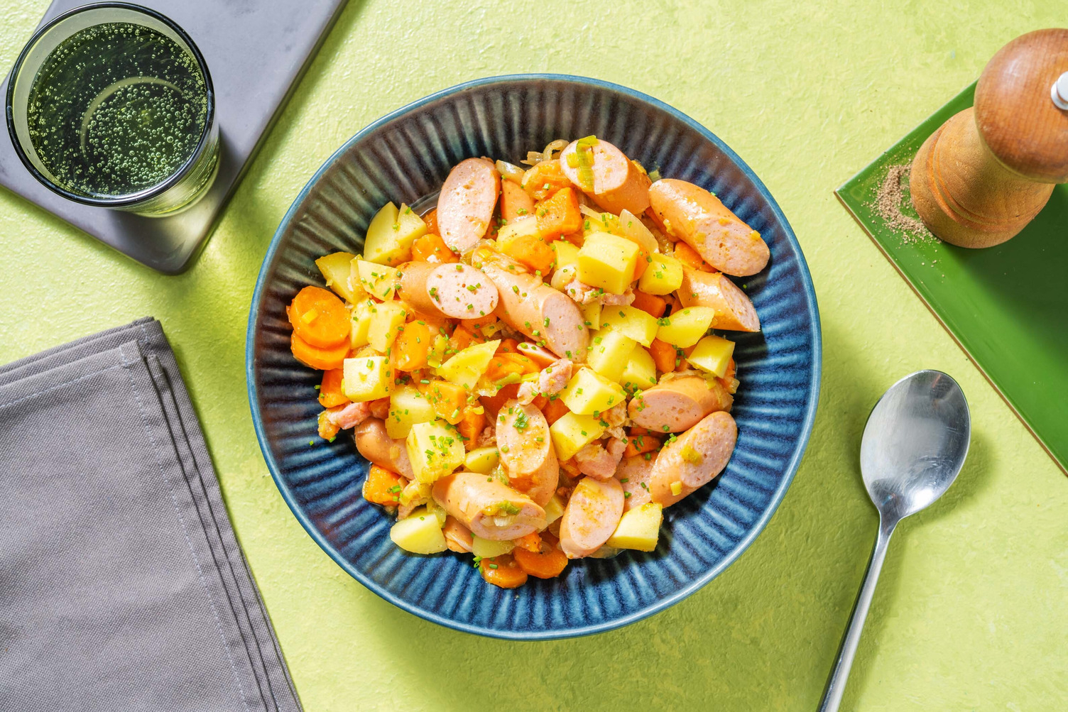 Kartoffeleintopf mit Wiener Würstli