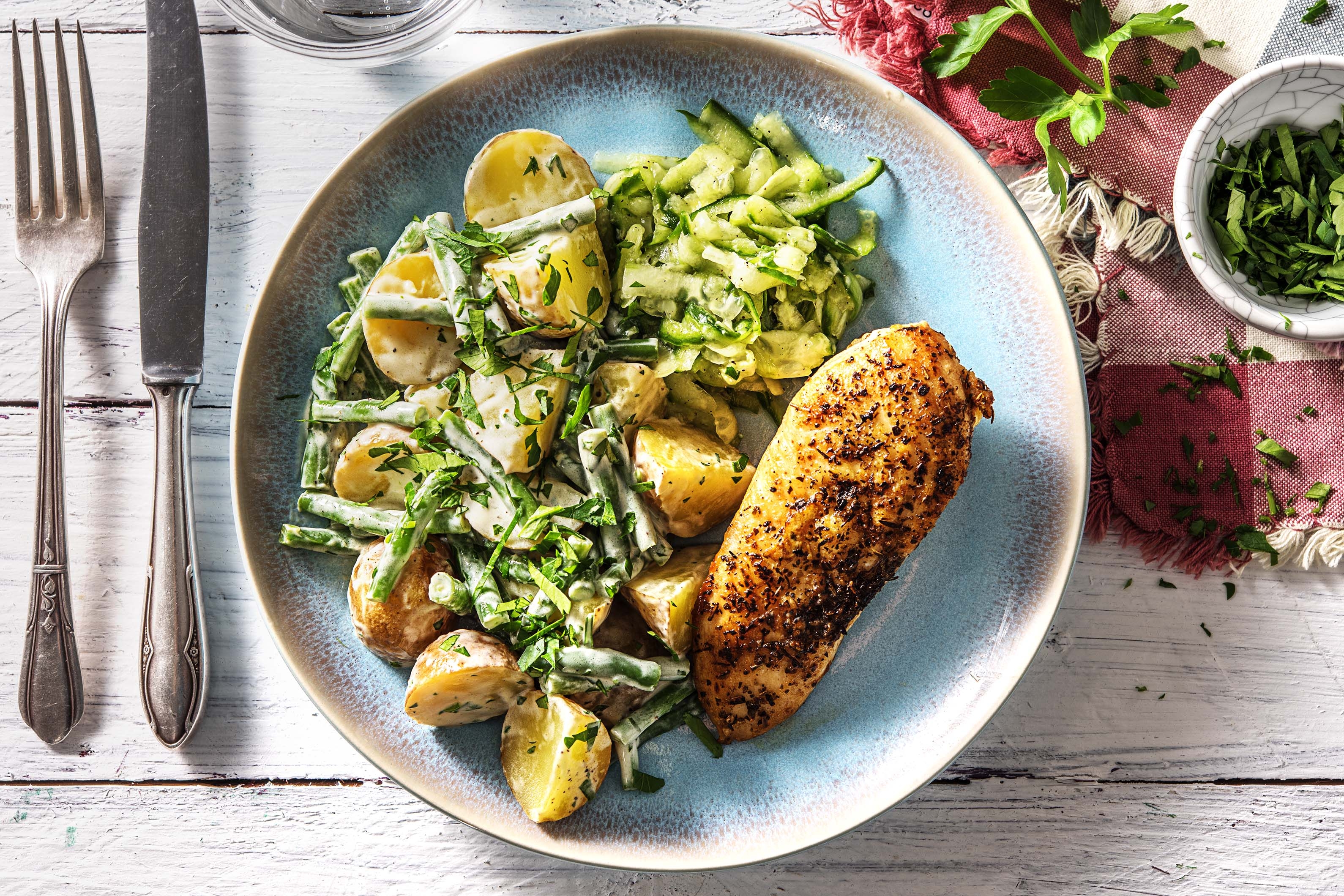 Filet de poulet et salade de pommes de terre