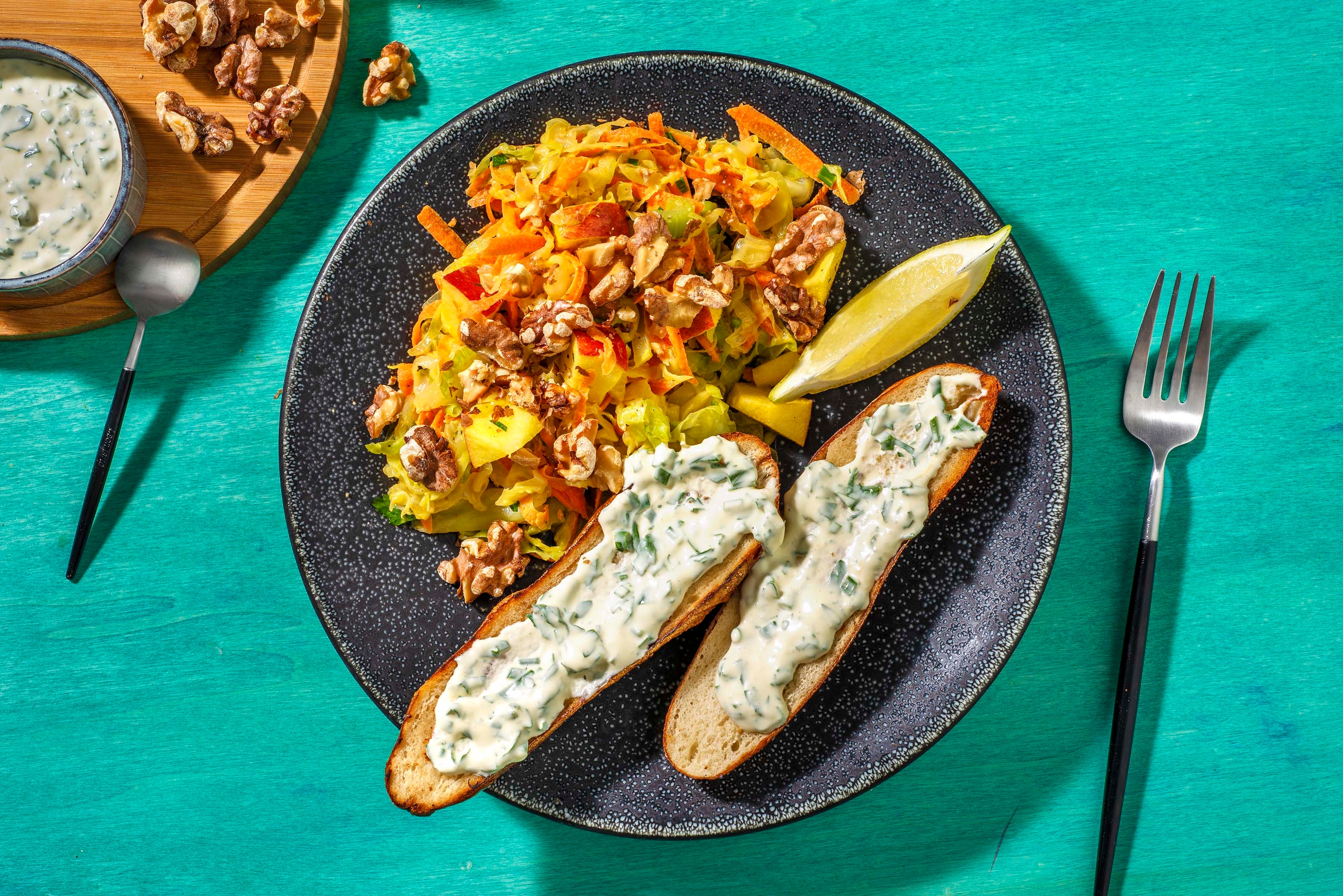 Lauwarmer Spitzkohlsalat Waldorf Art