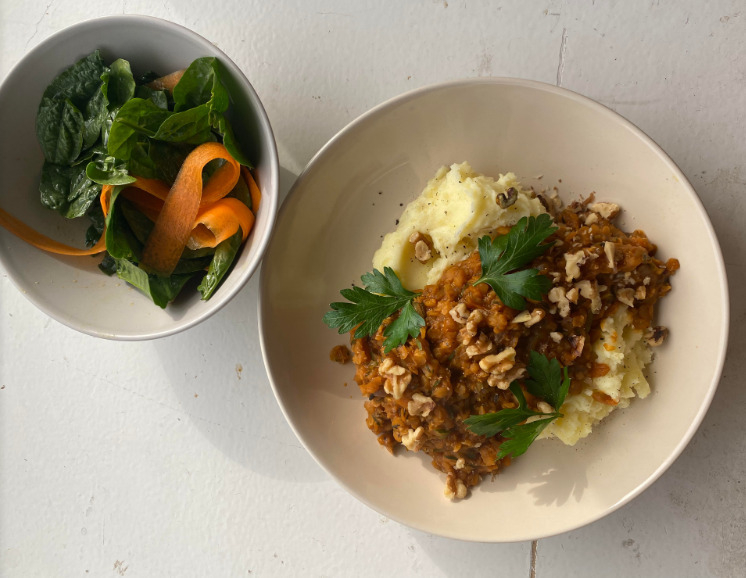 Lentil stew and garlic cheese mashed potatoes